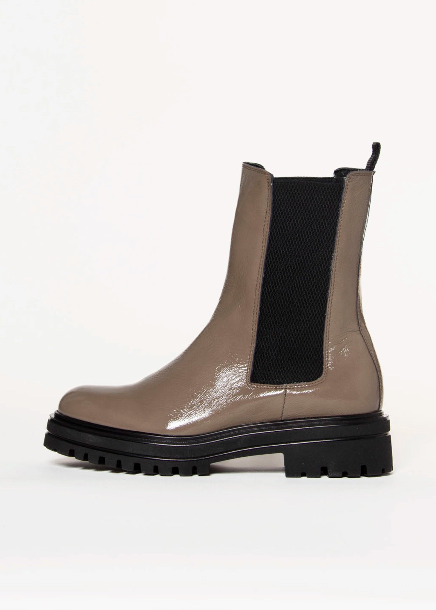 swatch_Taupe Patent lug sole chelsea boot shoes