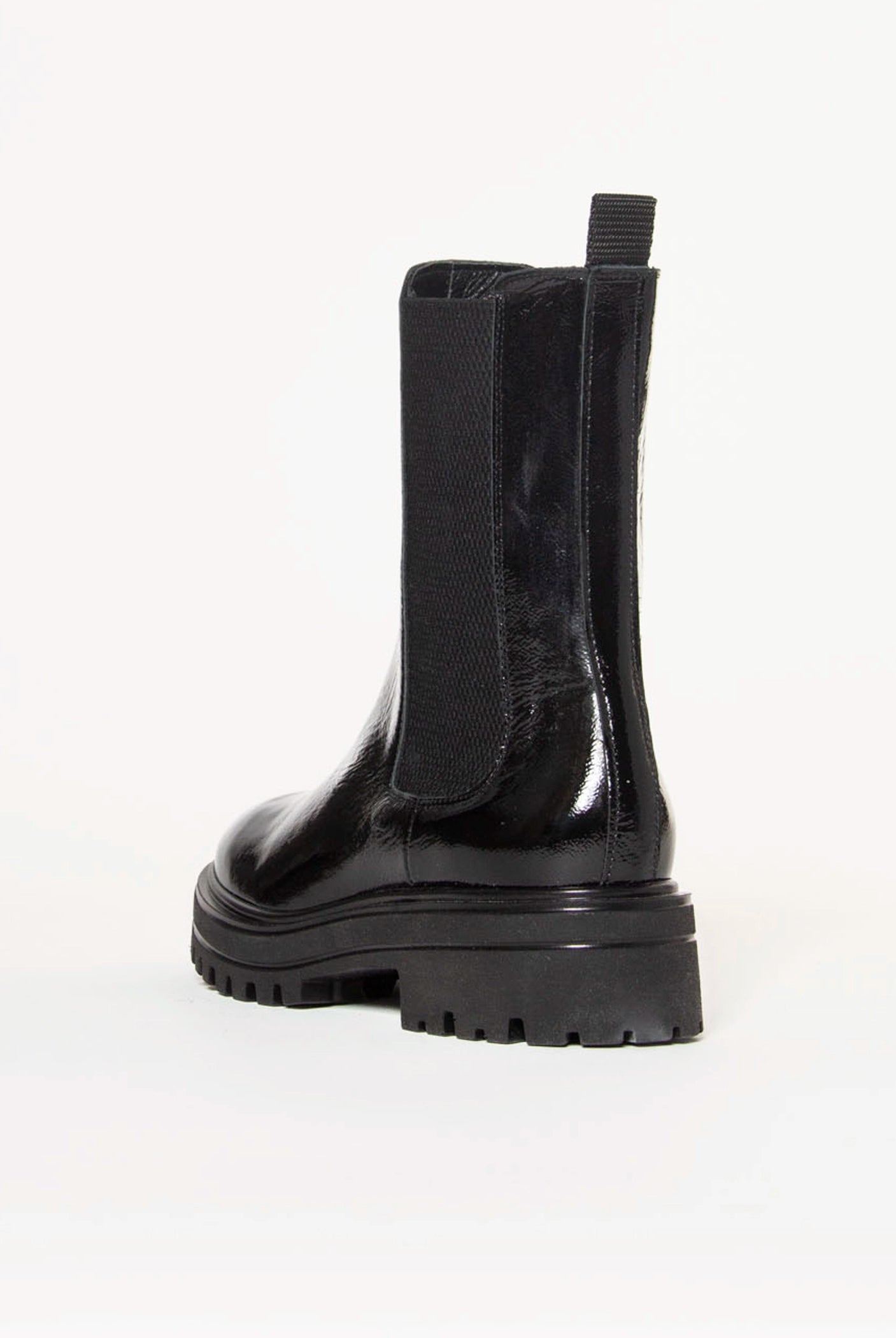 swatch_Black Patent lug sole chelsea boot shoes