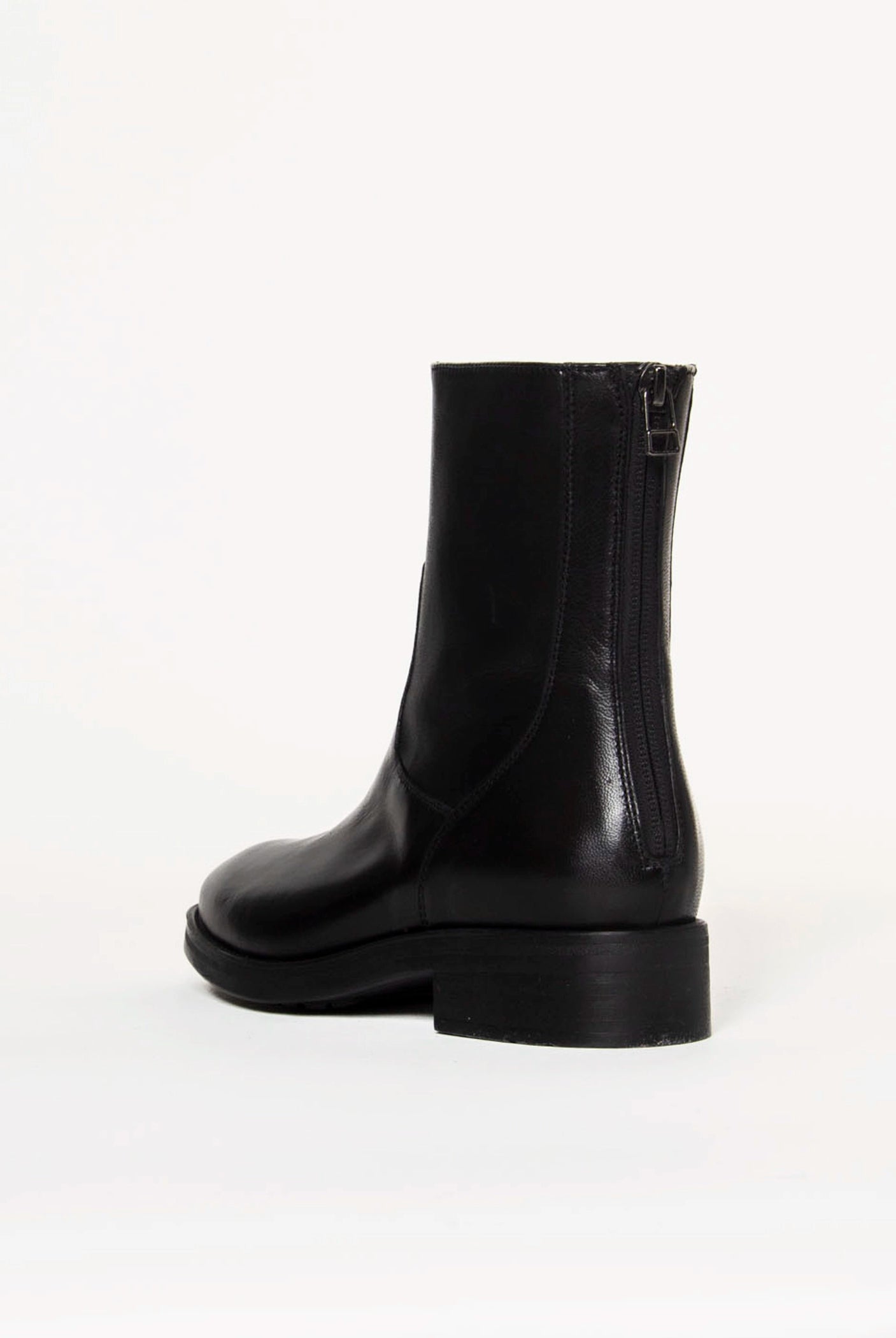 swatch_Black Leather ankle boot shoes