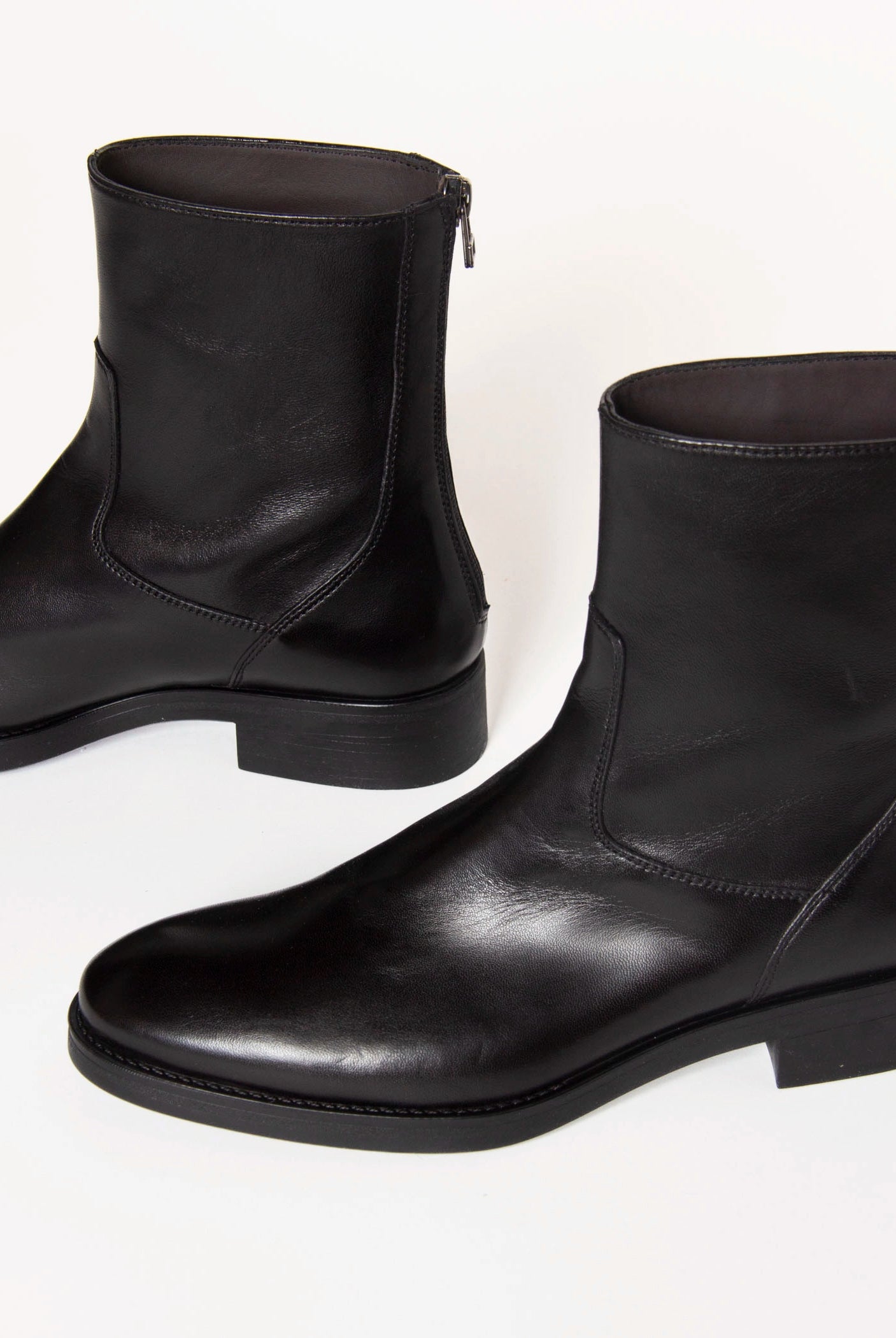 swatch_Black Leather ankle boot shoes