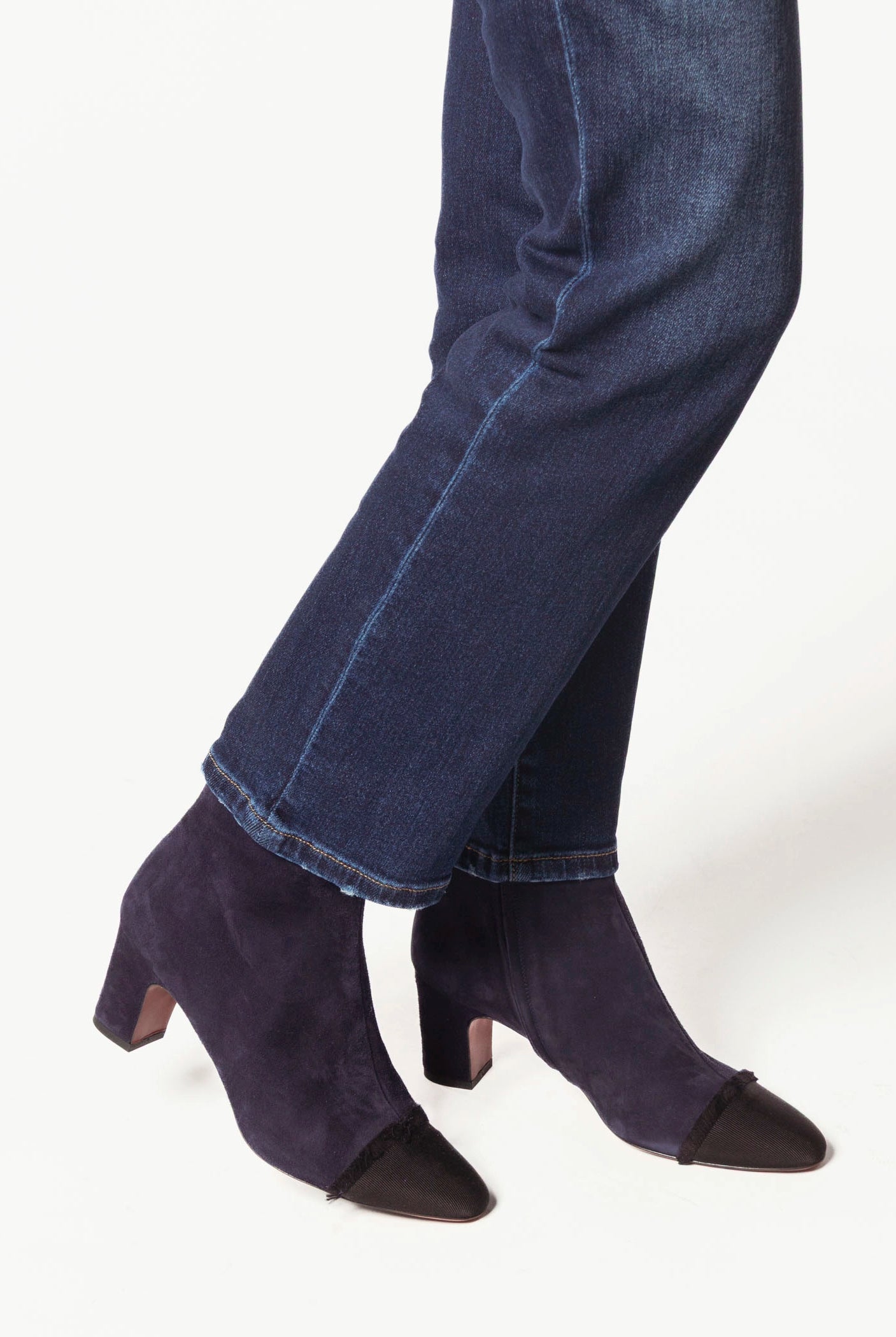swatch_Navy Suede heeled ankle boot