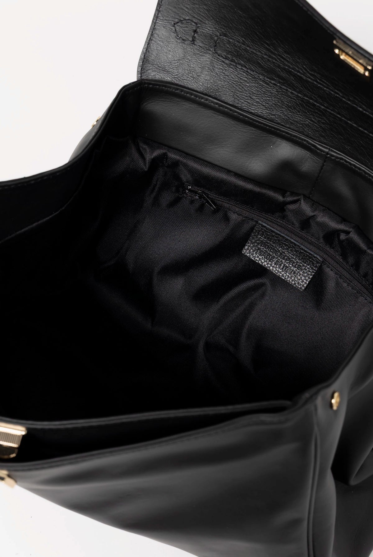 swatch_Black pola italian leather top handle shoulder bag