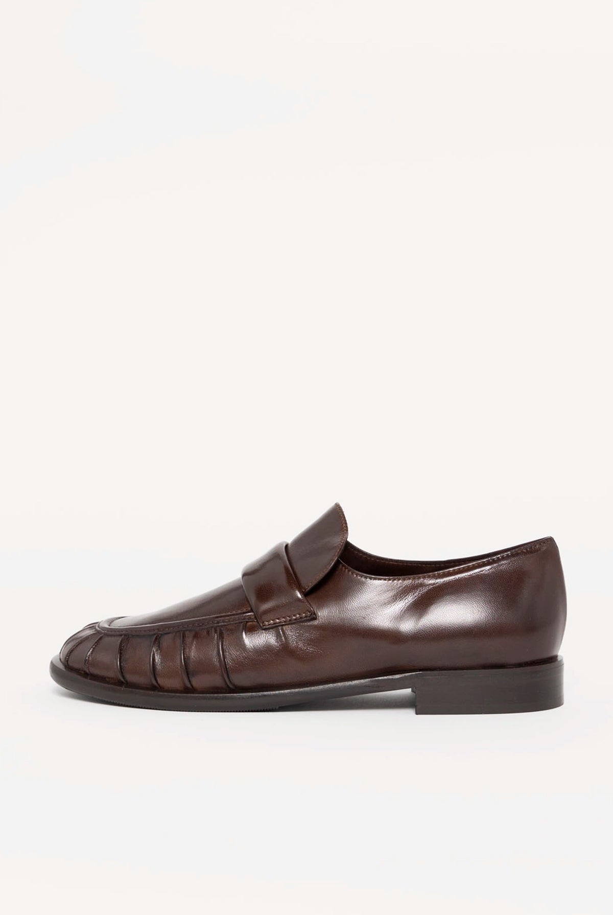swatch_Oak Leather l'idea italian leather ruched loafer