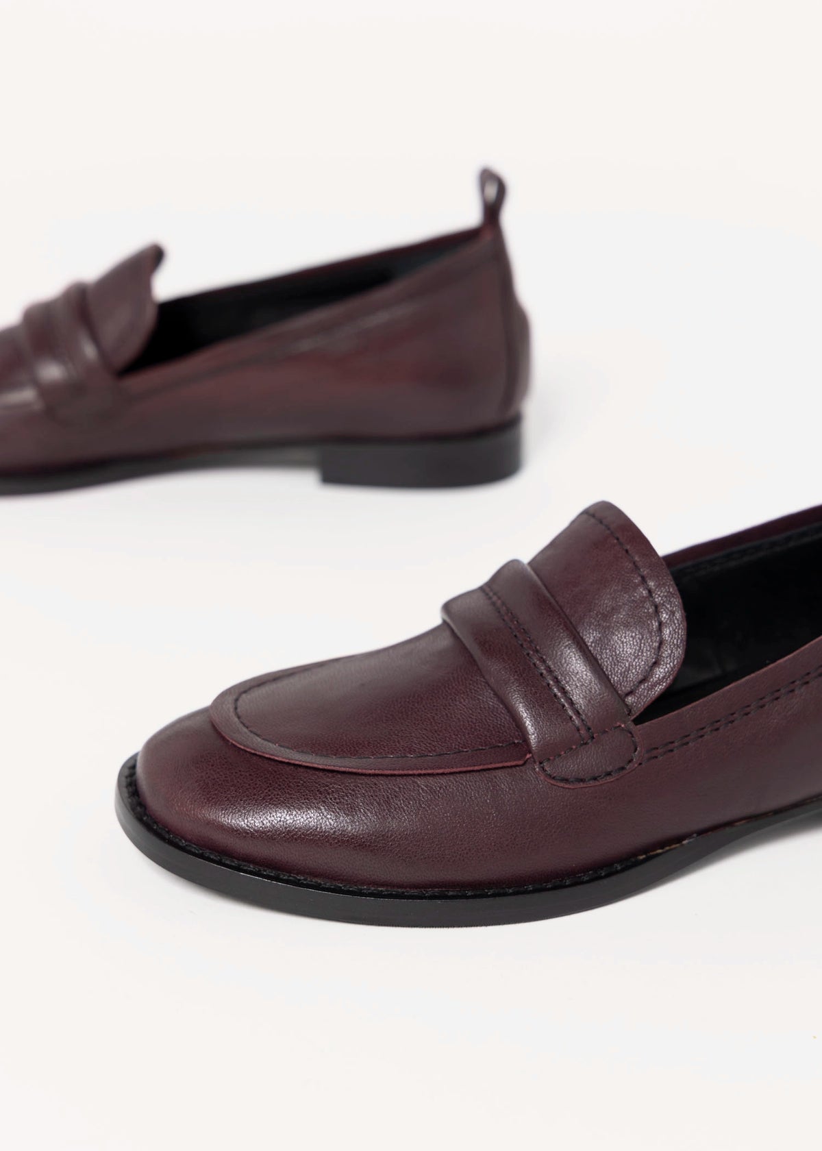 swatch_Prune Leather l'idea italian leather loafer