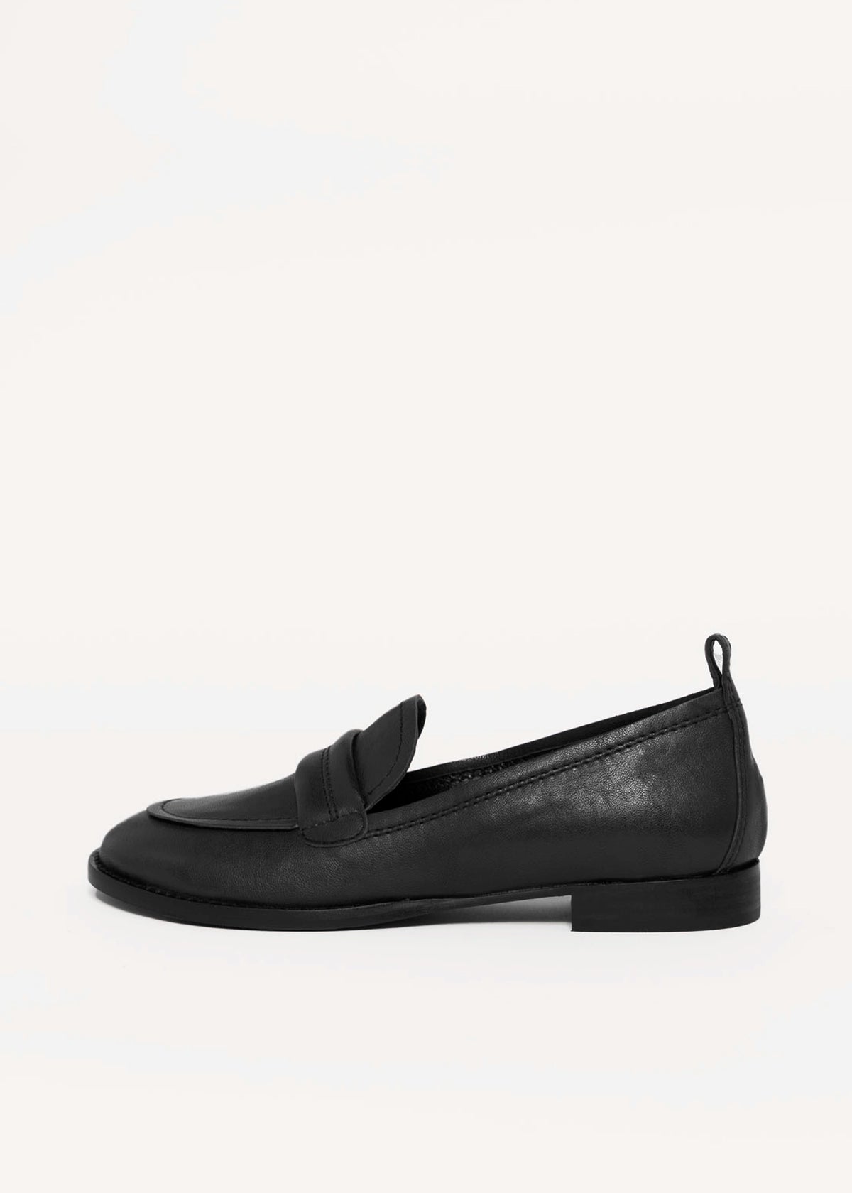 swatch_Black Leather l'idea italian leather loafer