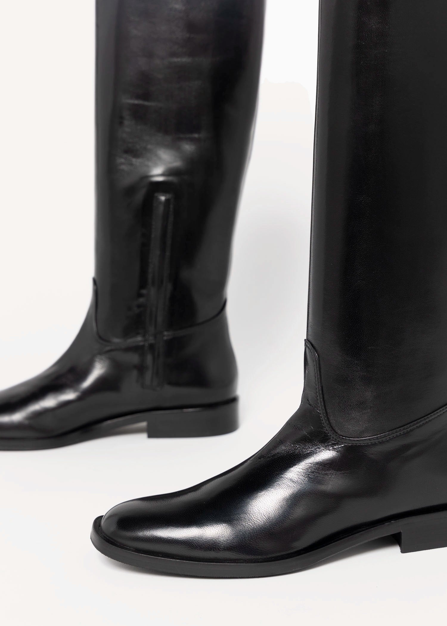 swatch_Black Leather l'idea italian leather riding boot