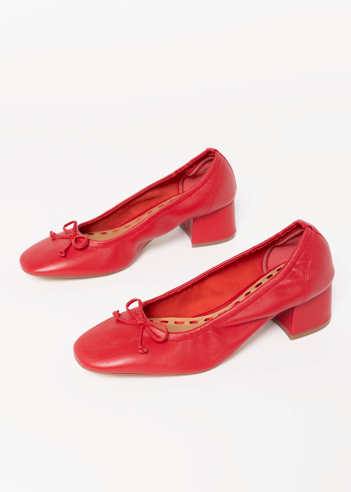 swatch_Red Leather steve madden coretta ballet pump