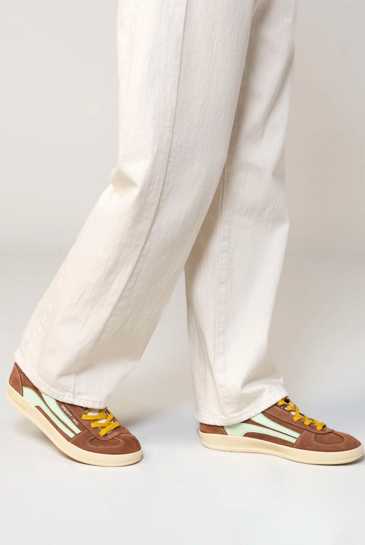 swatch_Mocha oncept fez sneaker