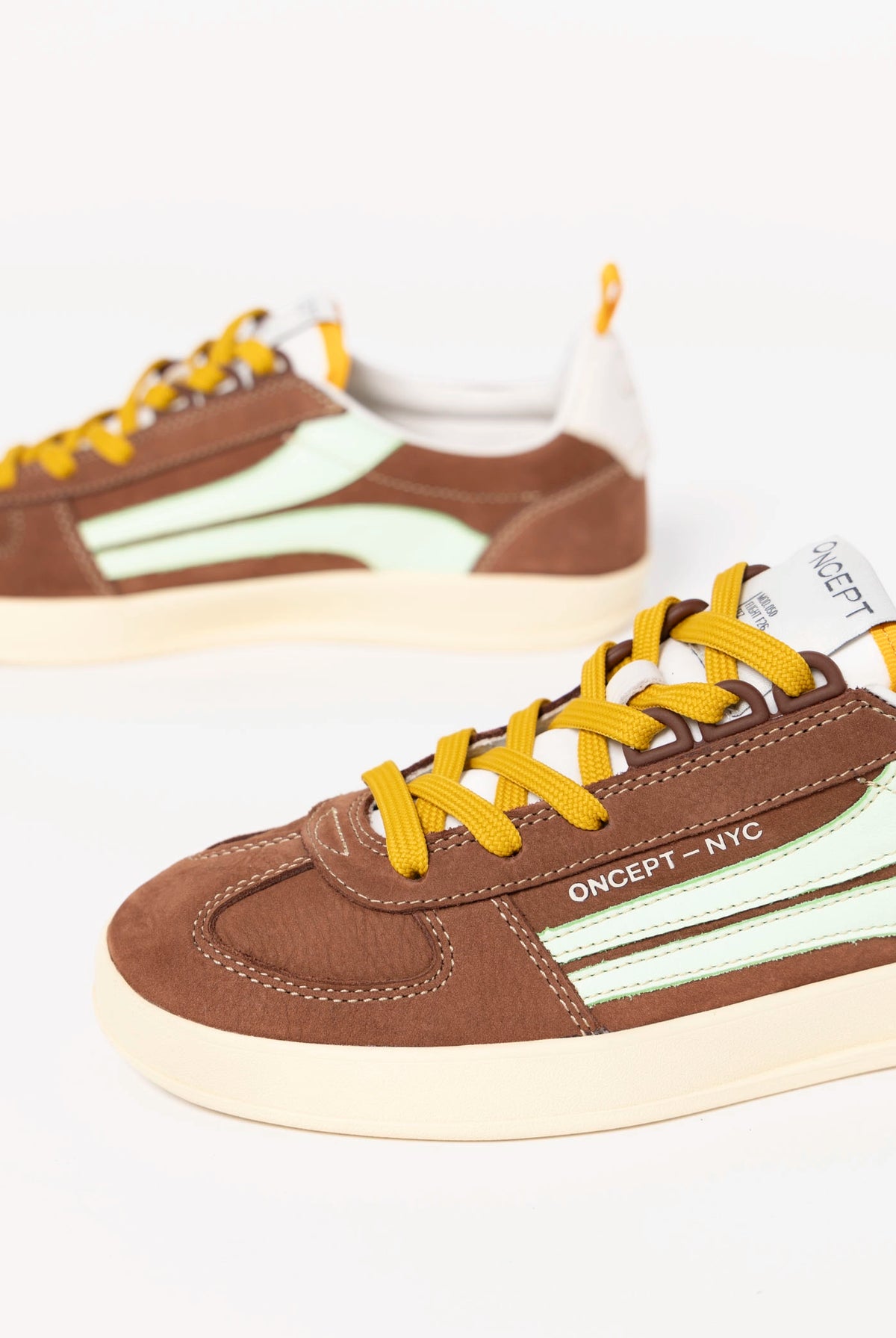 swatch_Mocha oncept fez sneaker