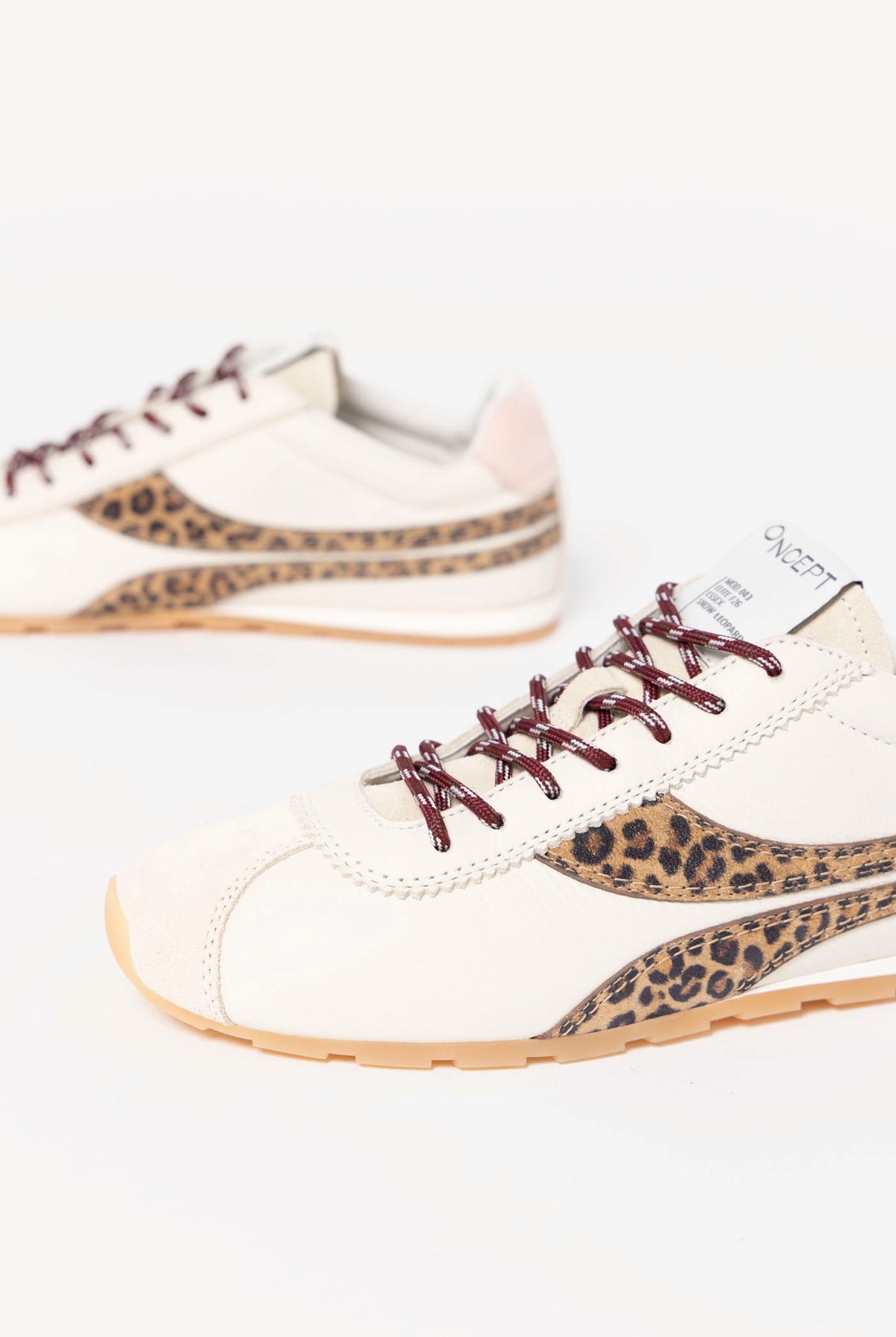 swatch_Snow Leopard oncept essex sneaker