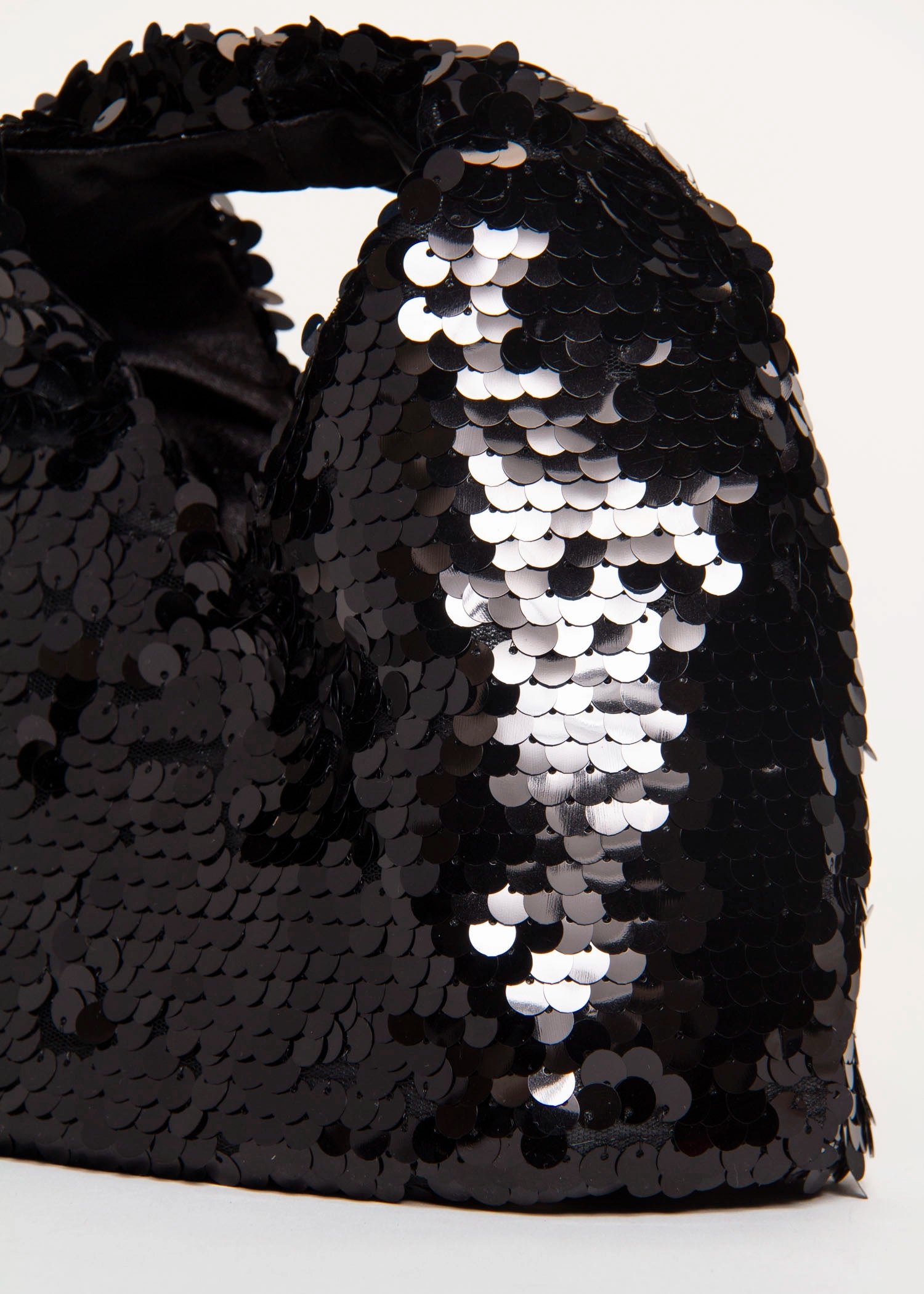 swatch_Black dahlia sequin bag