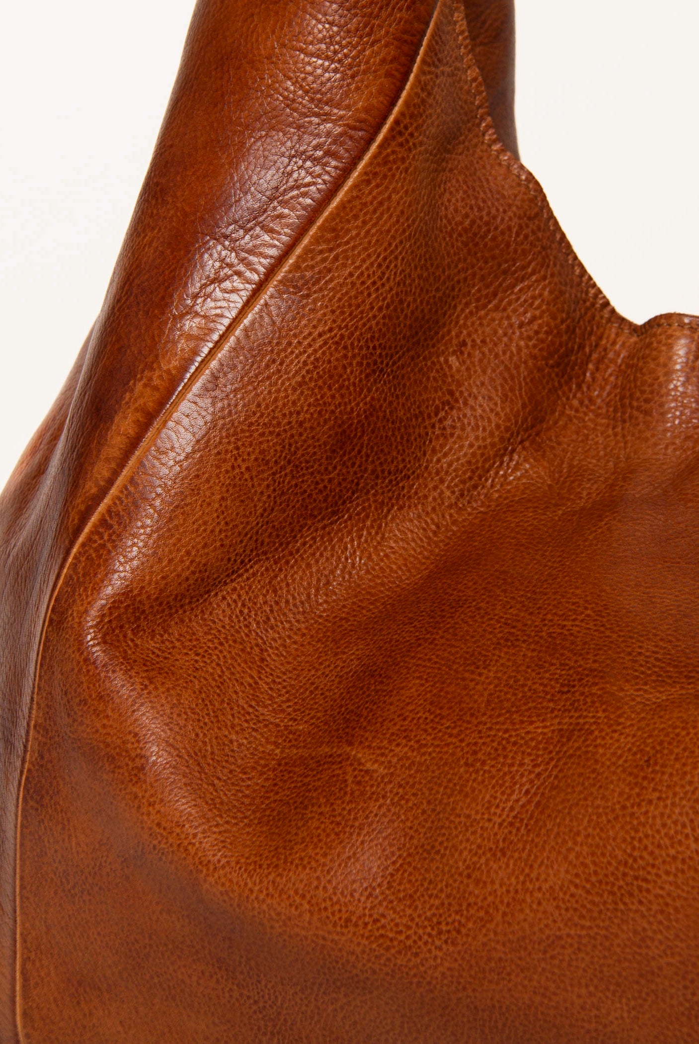 swatch_Cognac lindsey tote bag