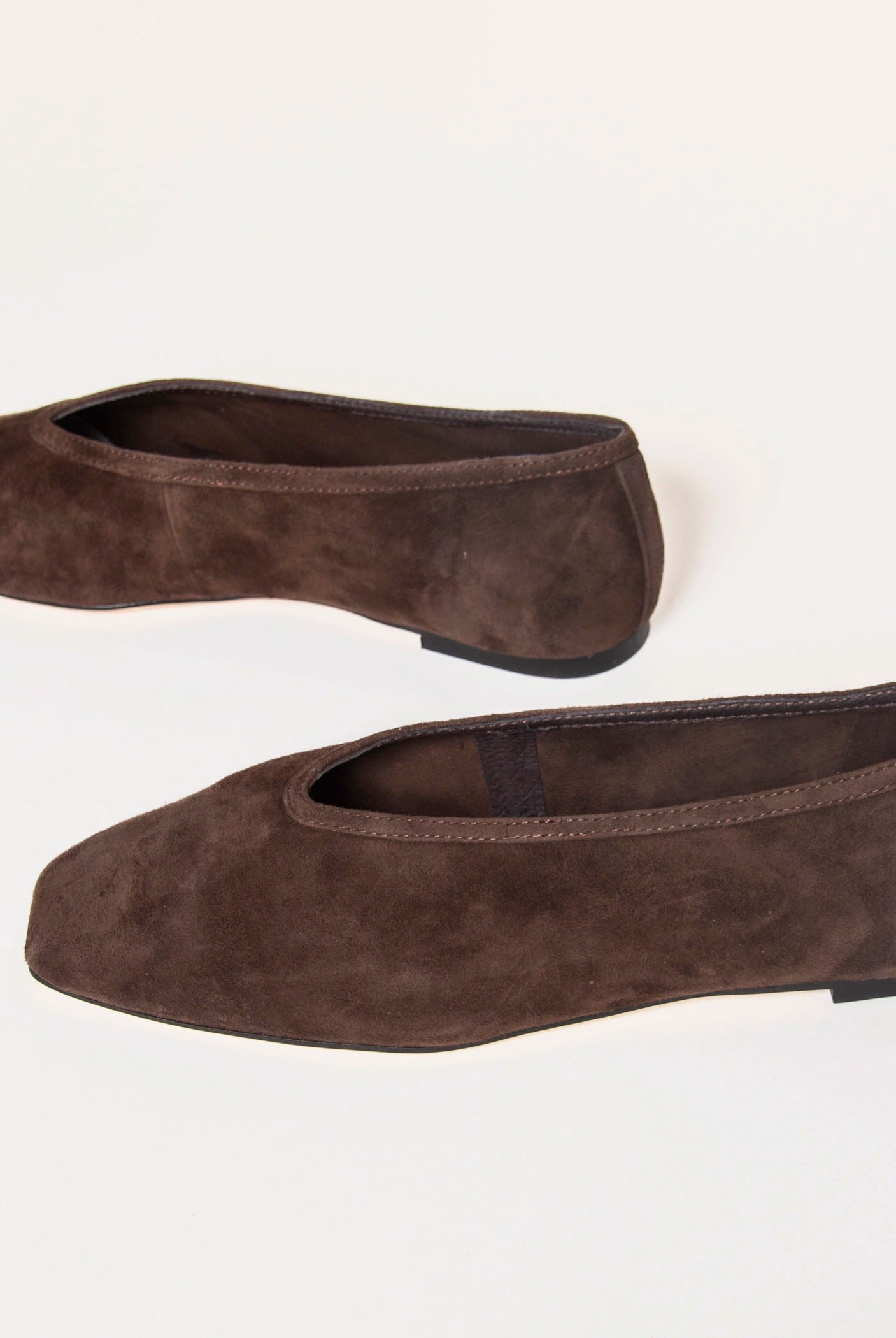 swatch_Espresso Suede bianca leather flat flat shoes