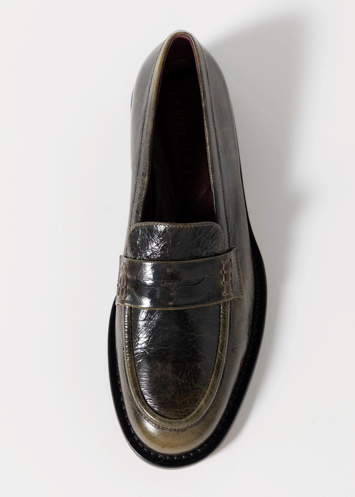 swatch_Olive Leather pomme d'or leather loafer