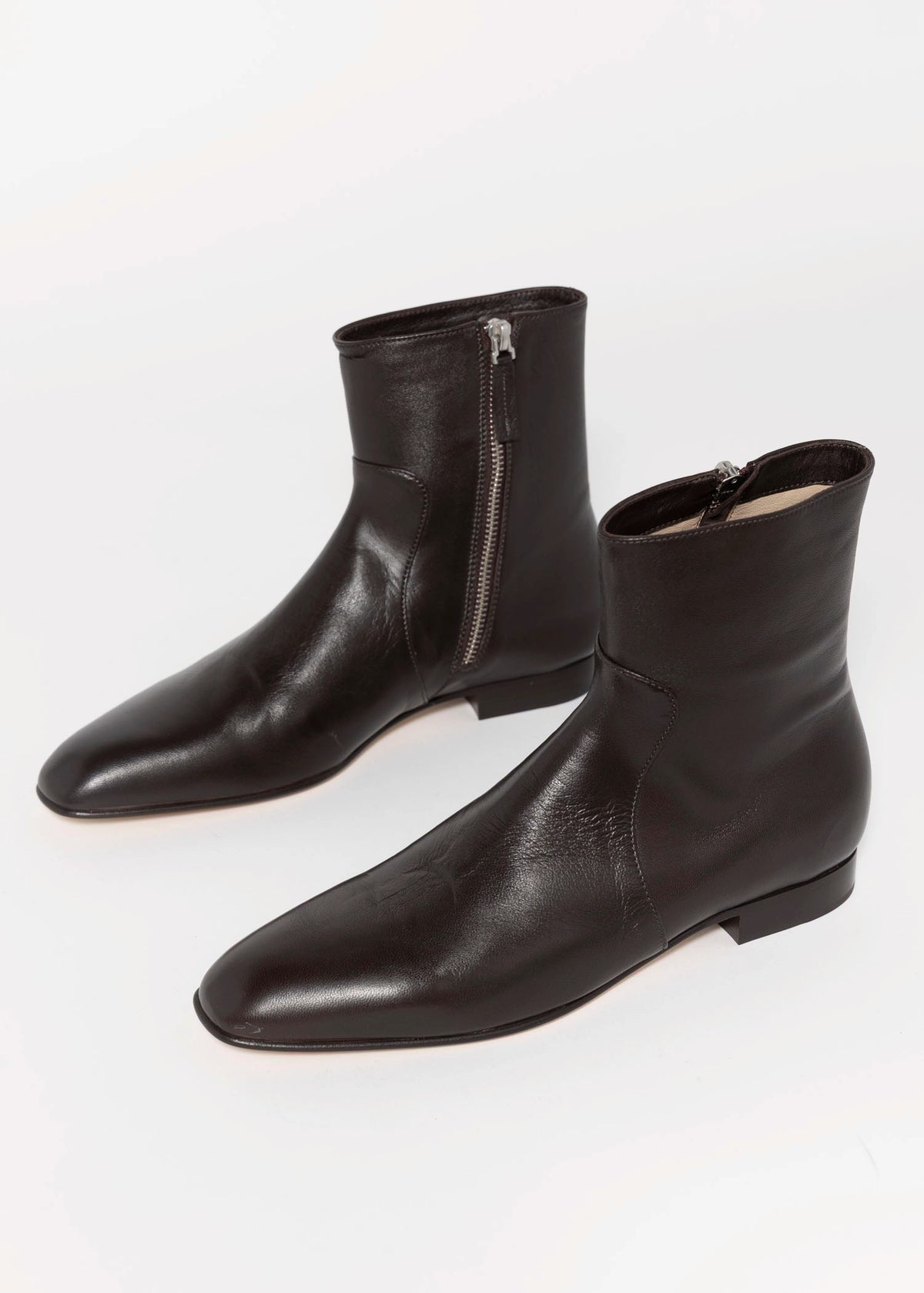 swatch_Coffee Leather pomme d'or zoe flat boot