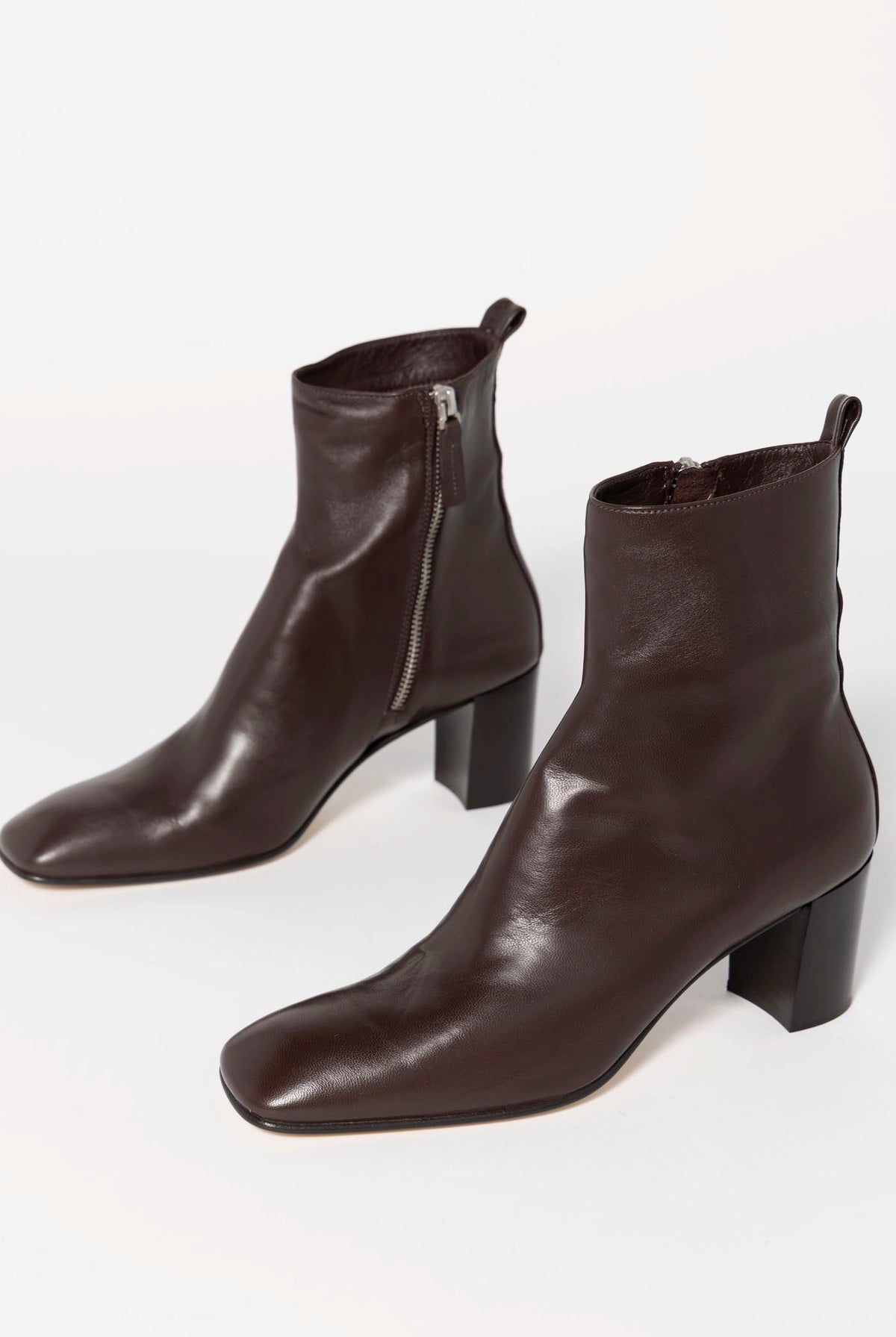 swatch_Espresso Leather pomme d'or elin heeled bootie
