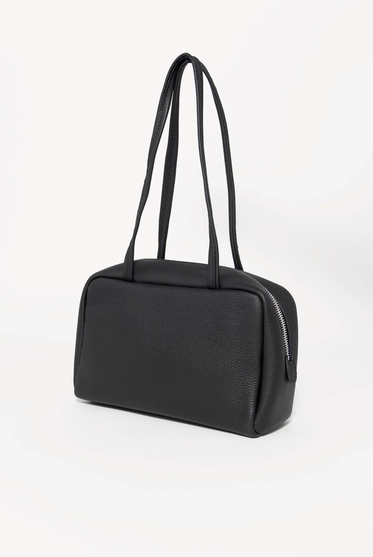 swatch_Black aga leather shoulder bag