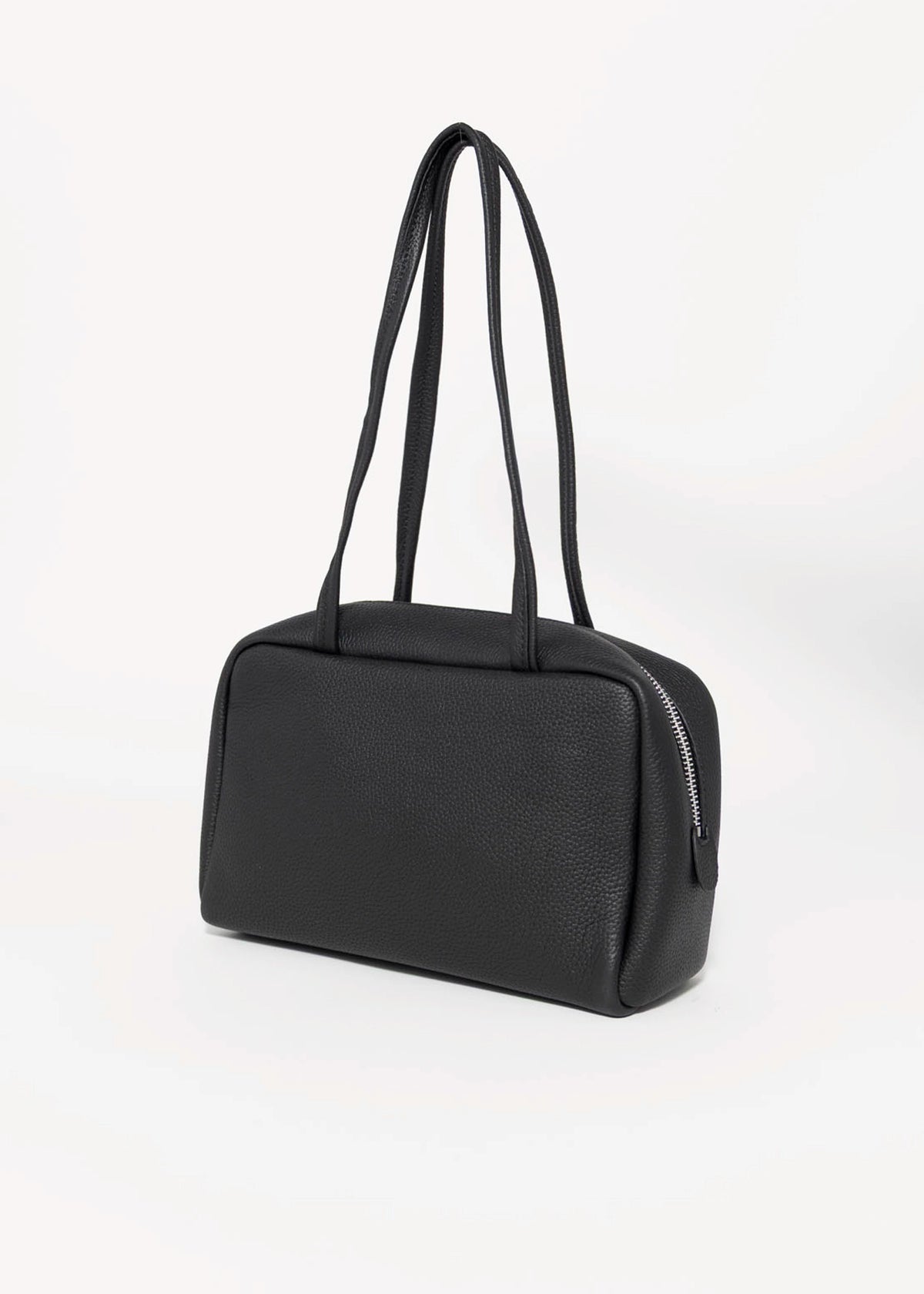 swatch_Black aga leather shoulder bag