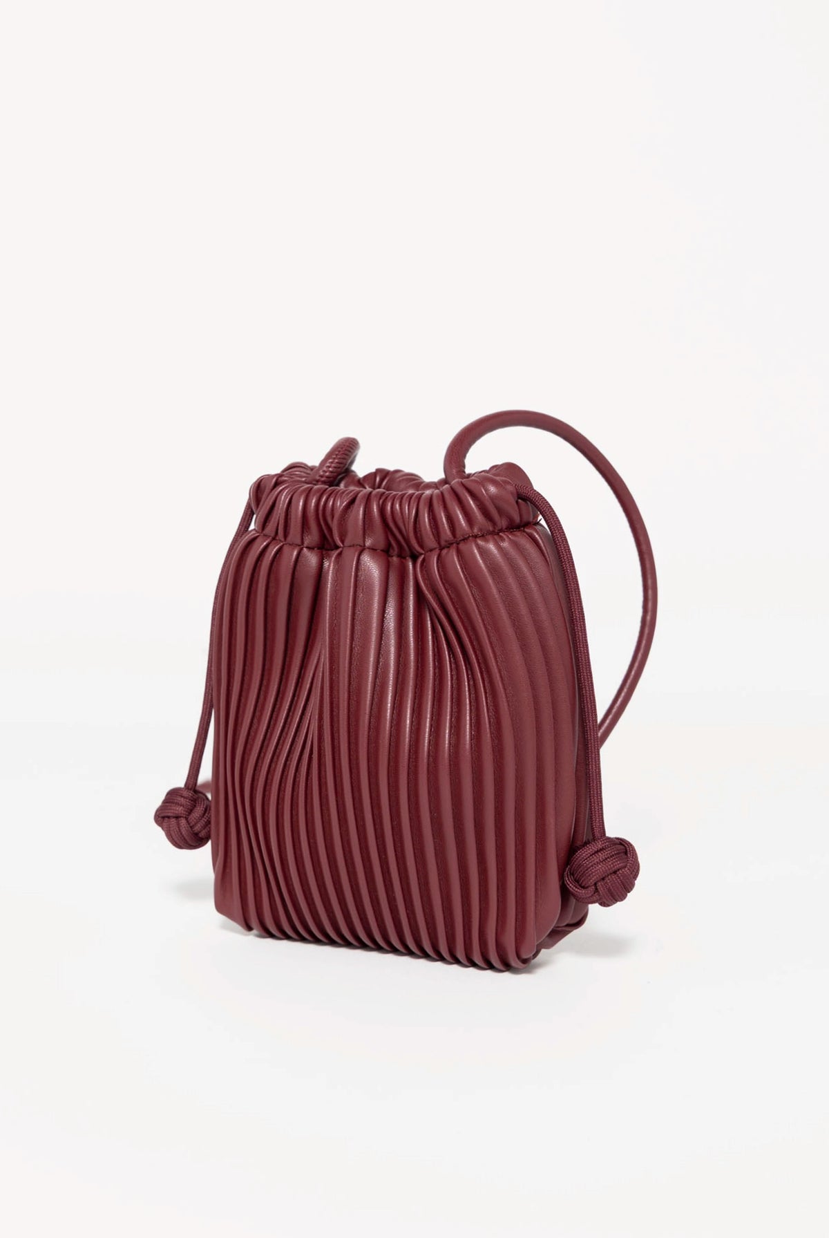 swatchc_Burgundy pleated drawstring bucket bag