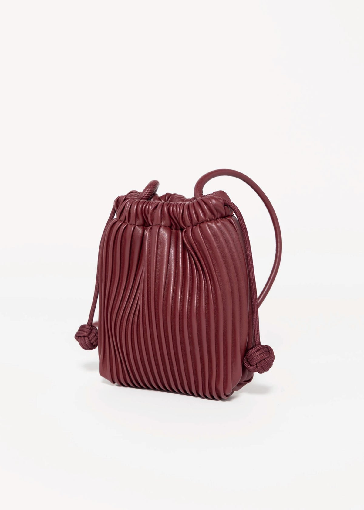 swatchc_Burgundy pleated drawstring bucket bag