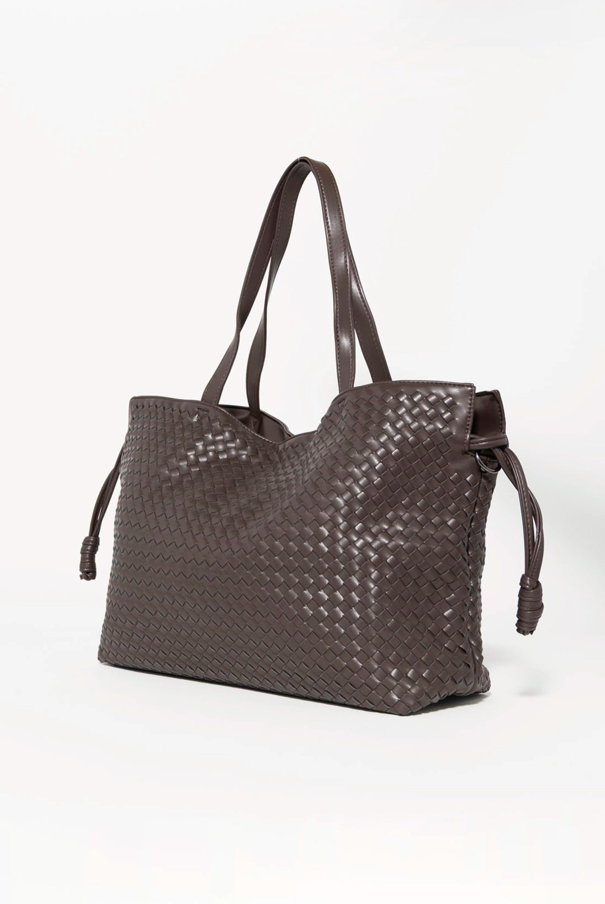 swatch_Java haute shore reese woven tote