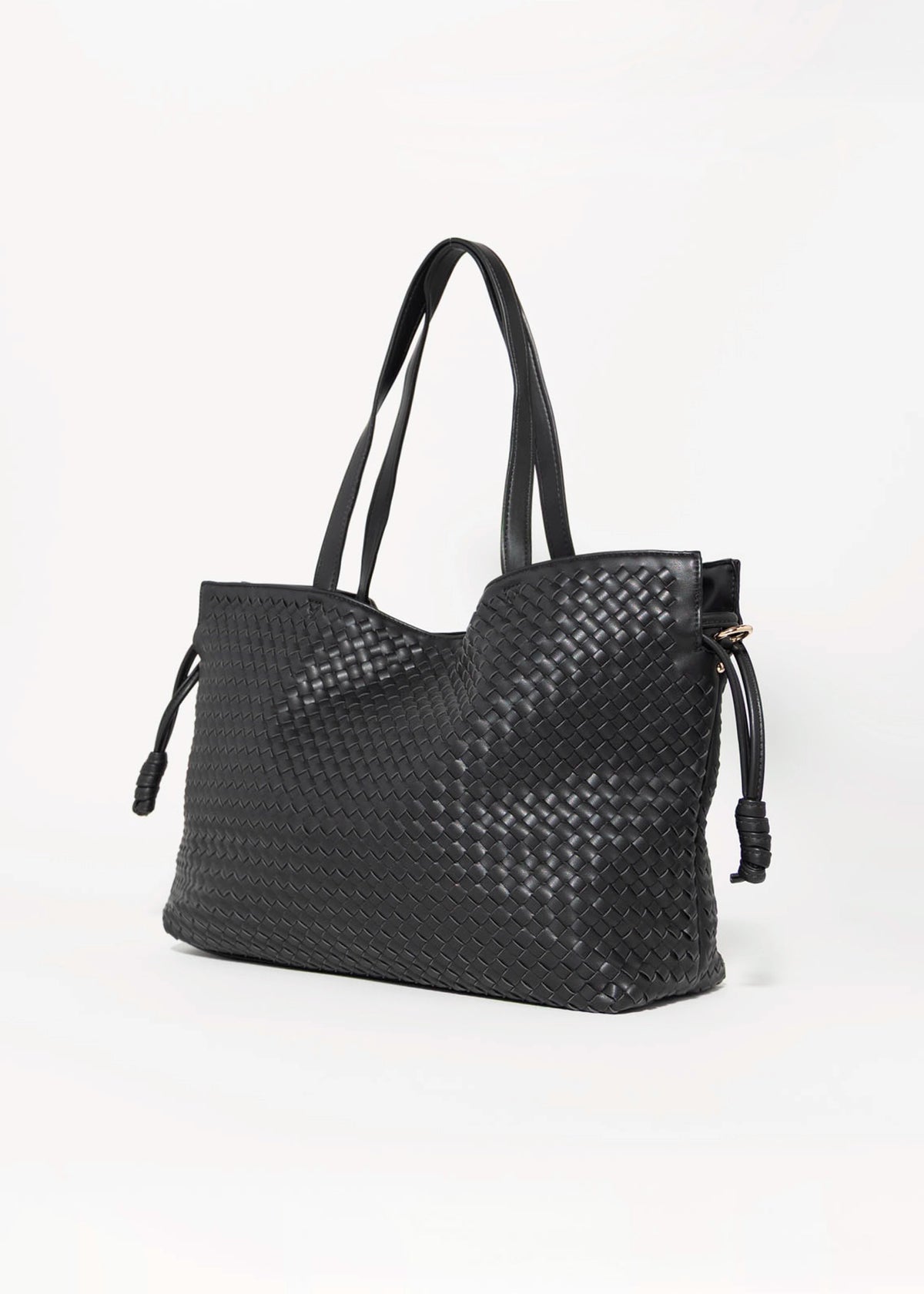 swatch_Jet haute shore reese woven tote