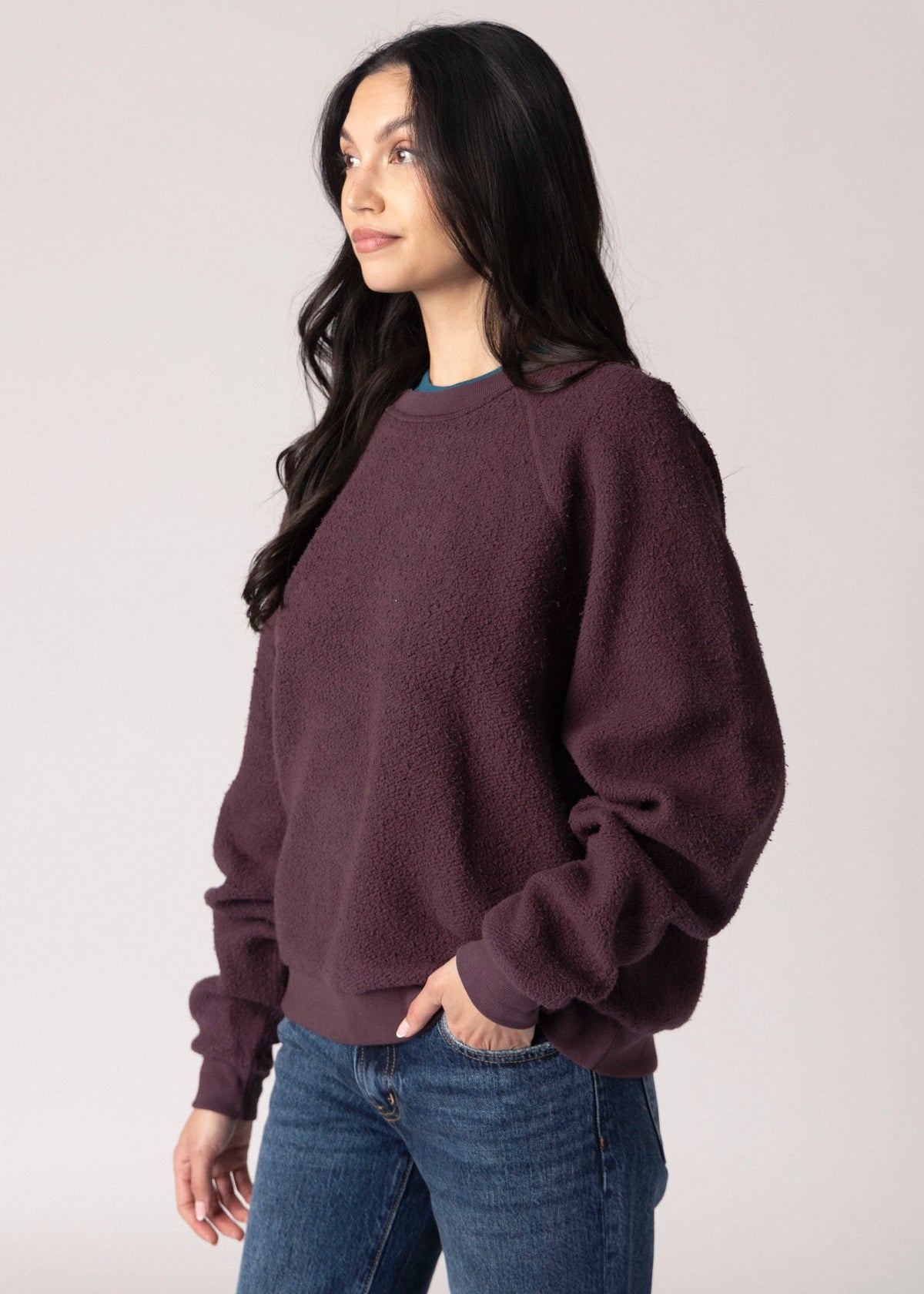 swatch_Cherry perfect white tee ziggy oversized sweatshirt