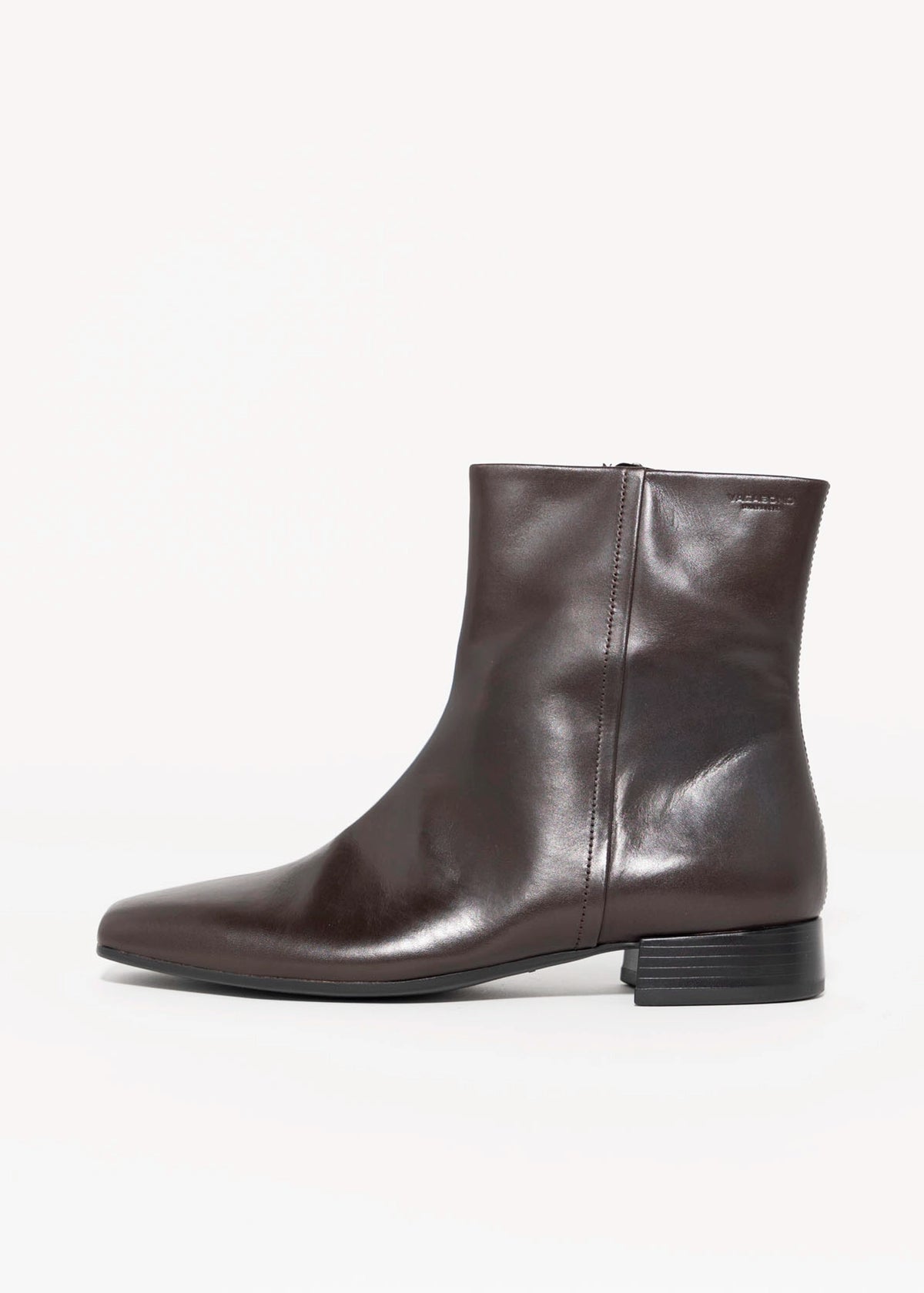 swatch_Chocolate Leather vagabond mona ankle boot