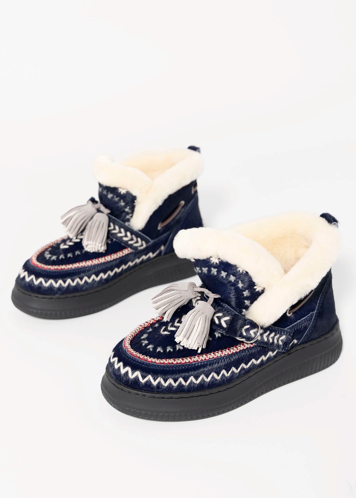 swatch_Navy Haircalf nanku l'idea shearling lined booties