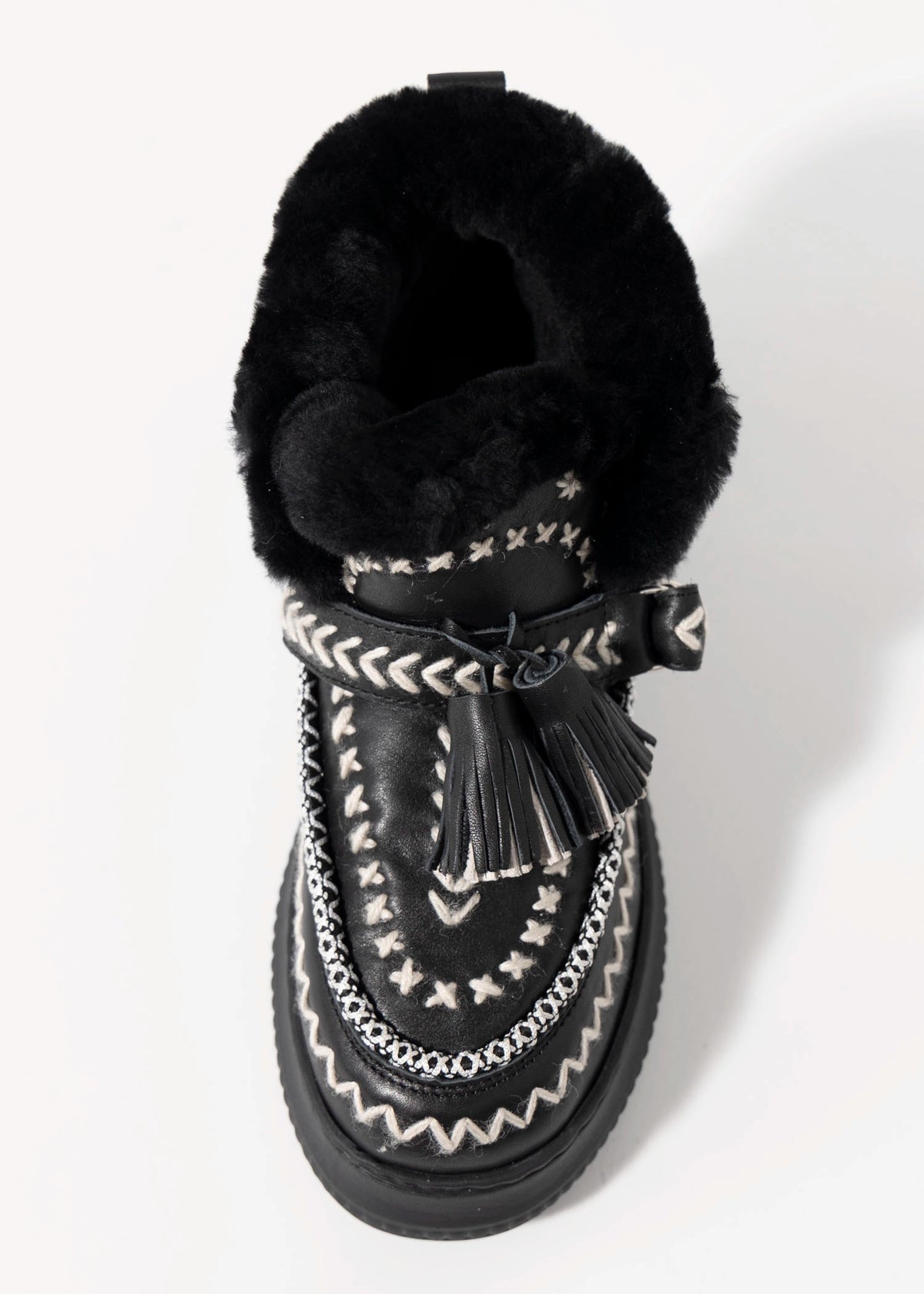 swatch_Black Leather nanku l'idea shearling lined booties