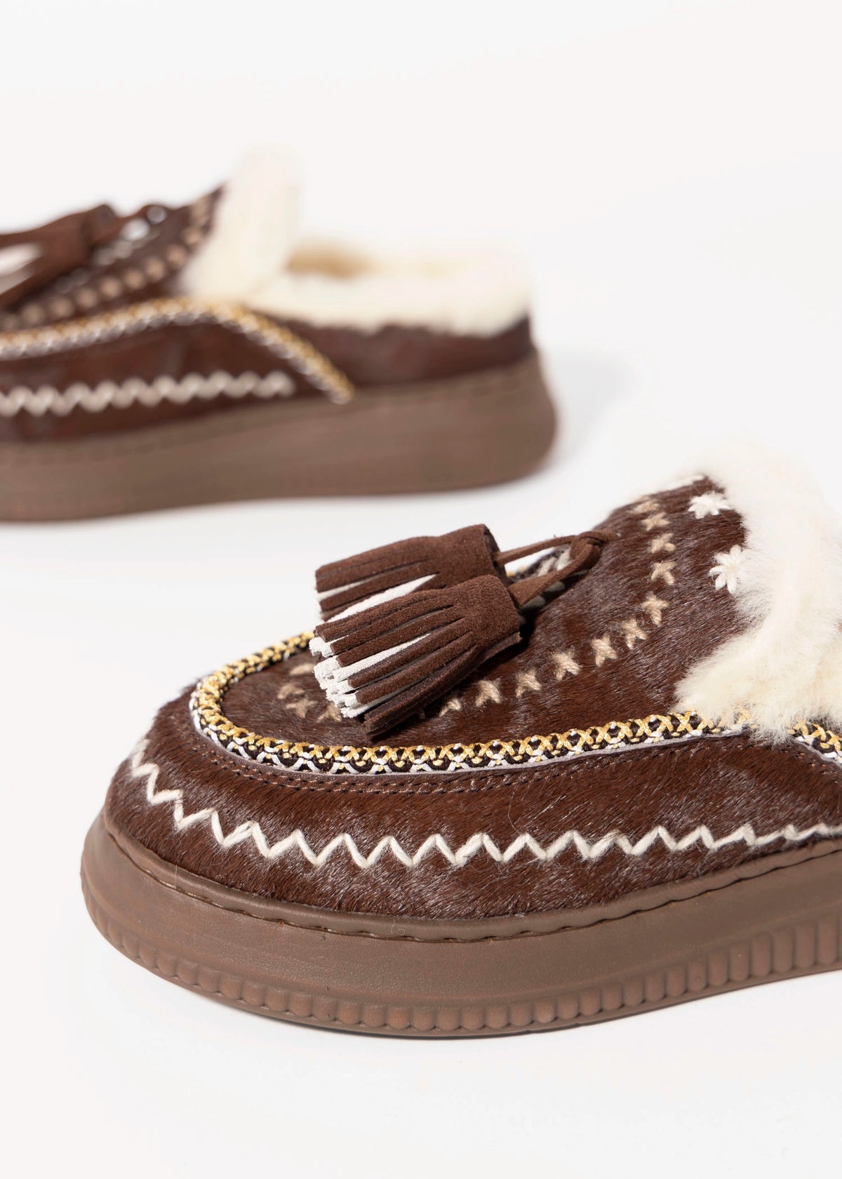 swatch_Coffee Haircalf nanku l'idea shearling lined mule