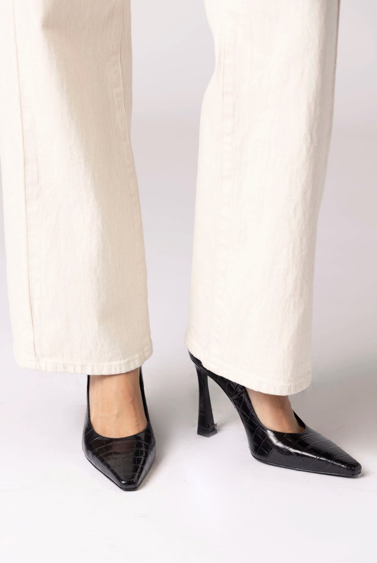 swatch_Black Croco nova roma high heel pump