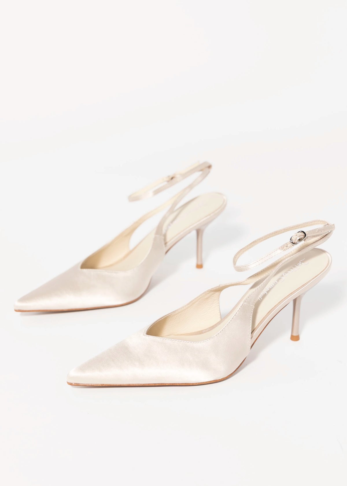 swatch_Champagne Satin jeffrey campbell executive satin pump