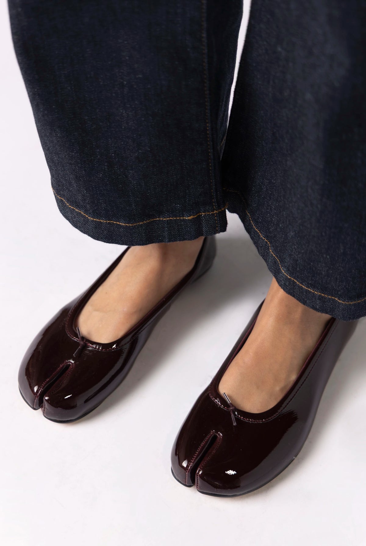 swatch_Wine Patent steve madden calico tabi flat