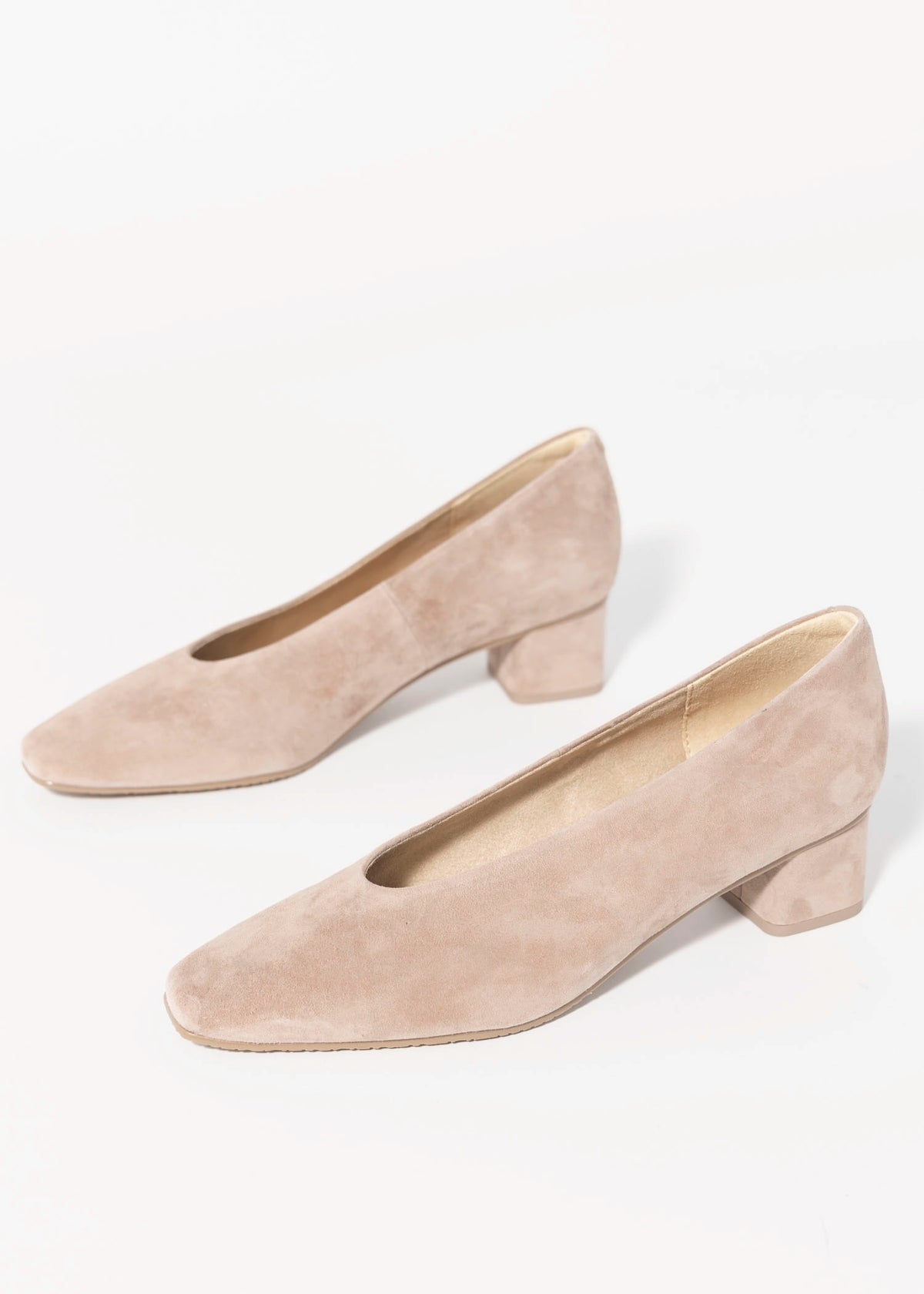 swatch_Military Suede vaneli solara suede pump