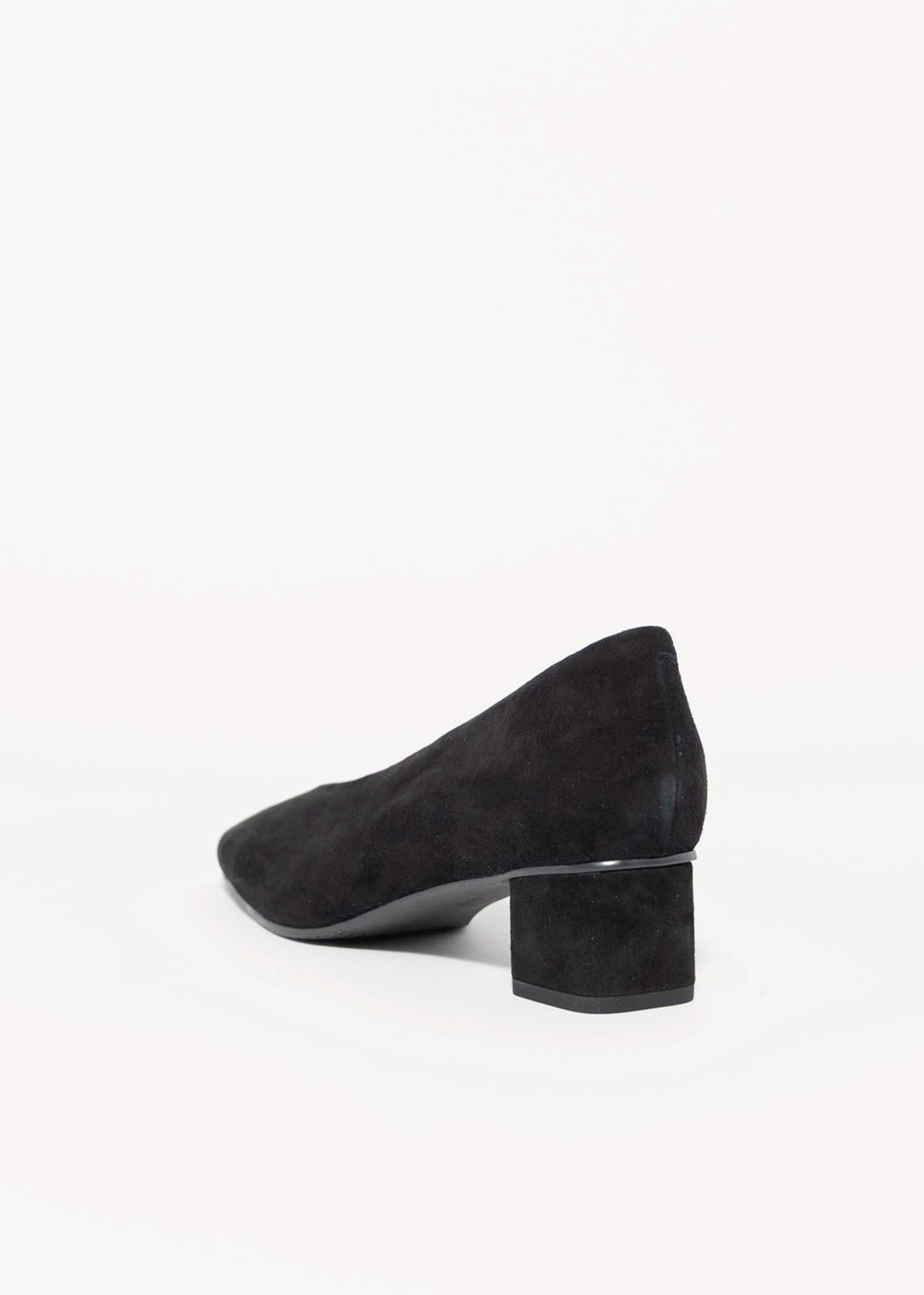 swatch_Black Suede vaneli solara suede pump