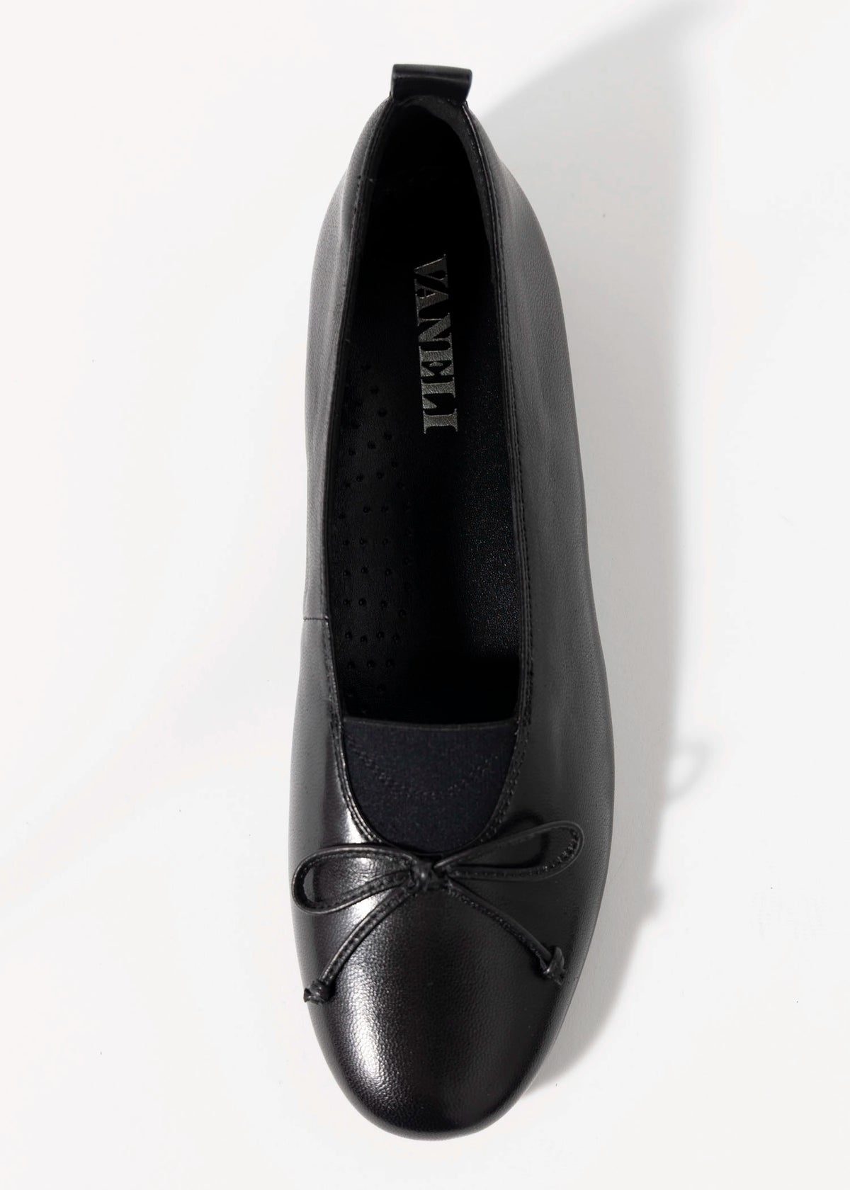 swatch_Black Leather vaneli tabbie ballet flat