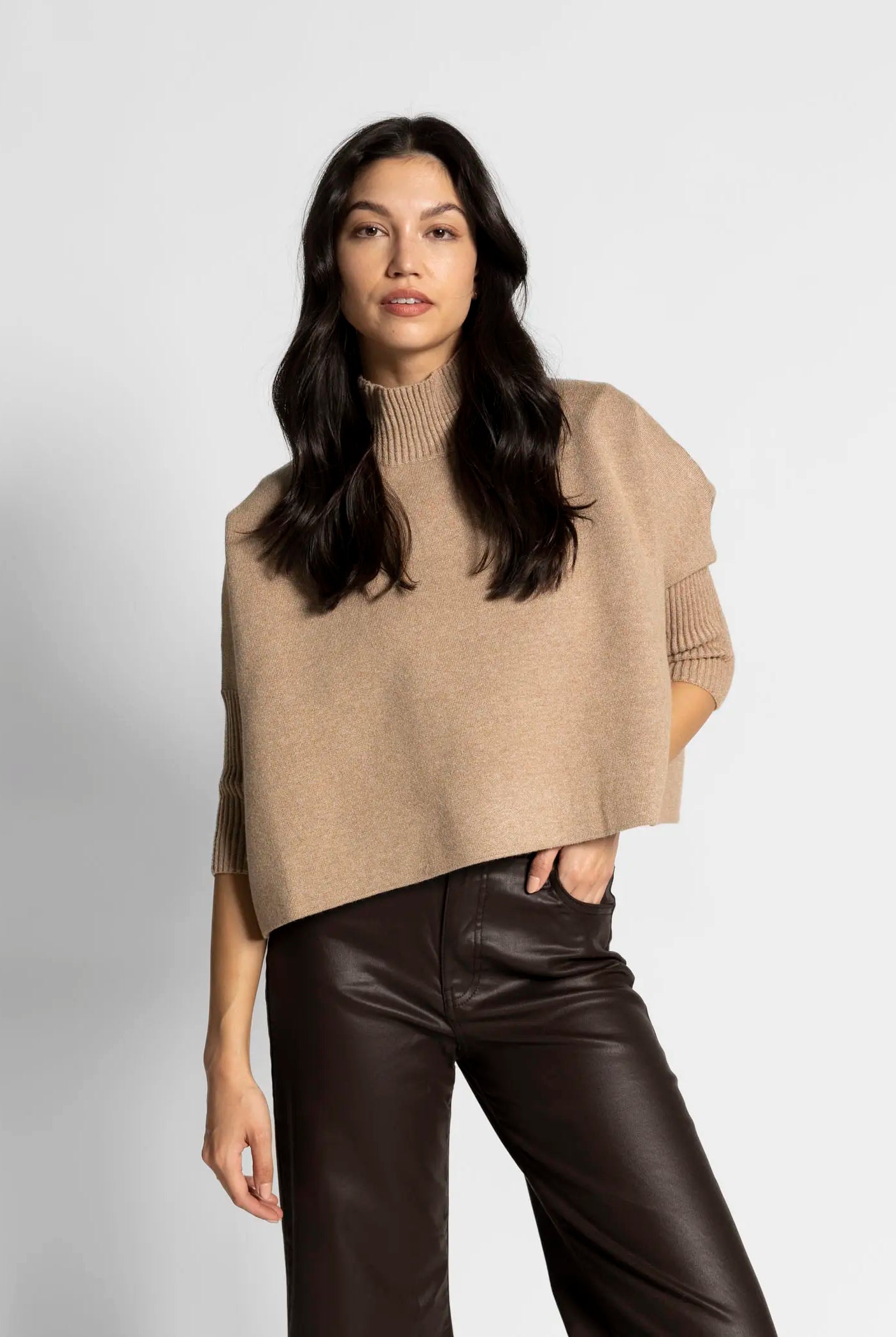 swatch_Light Taupe aja sweater