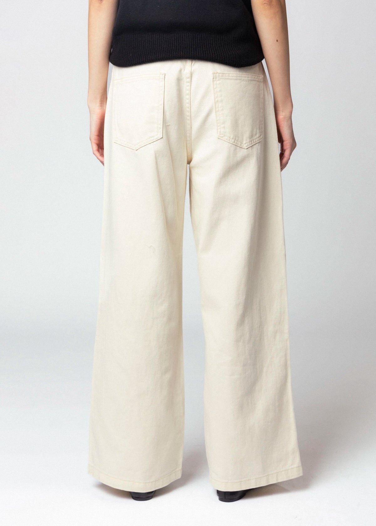swatch_Cream embroidered cut out pants