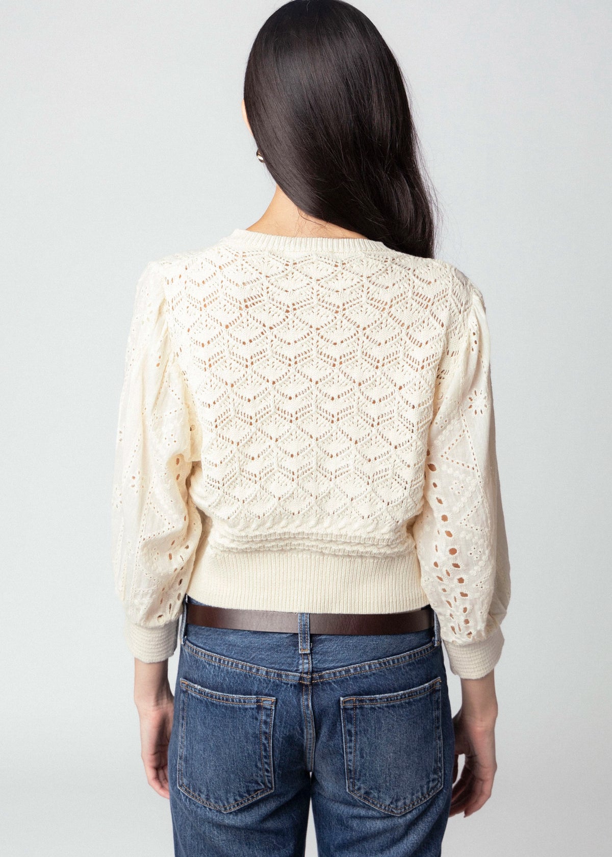 swatch_Cream hendry crochet cardigan