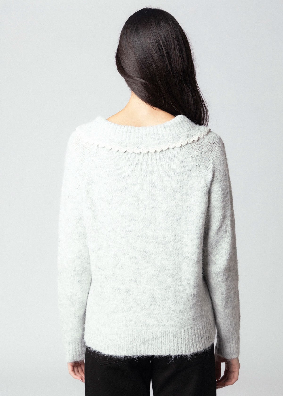 swatch_Grey scalloped collar sweater