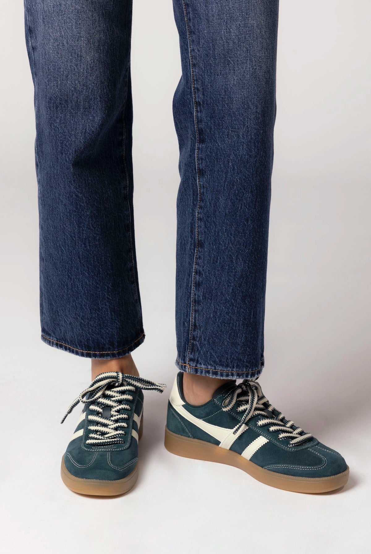 swatch_Dark Teal gola viper 78 suede sneaker