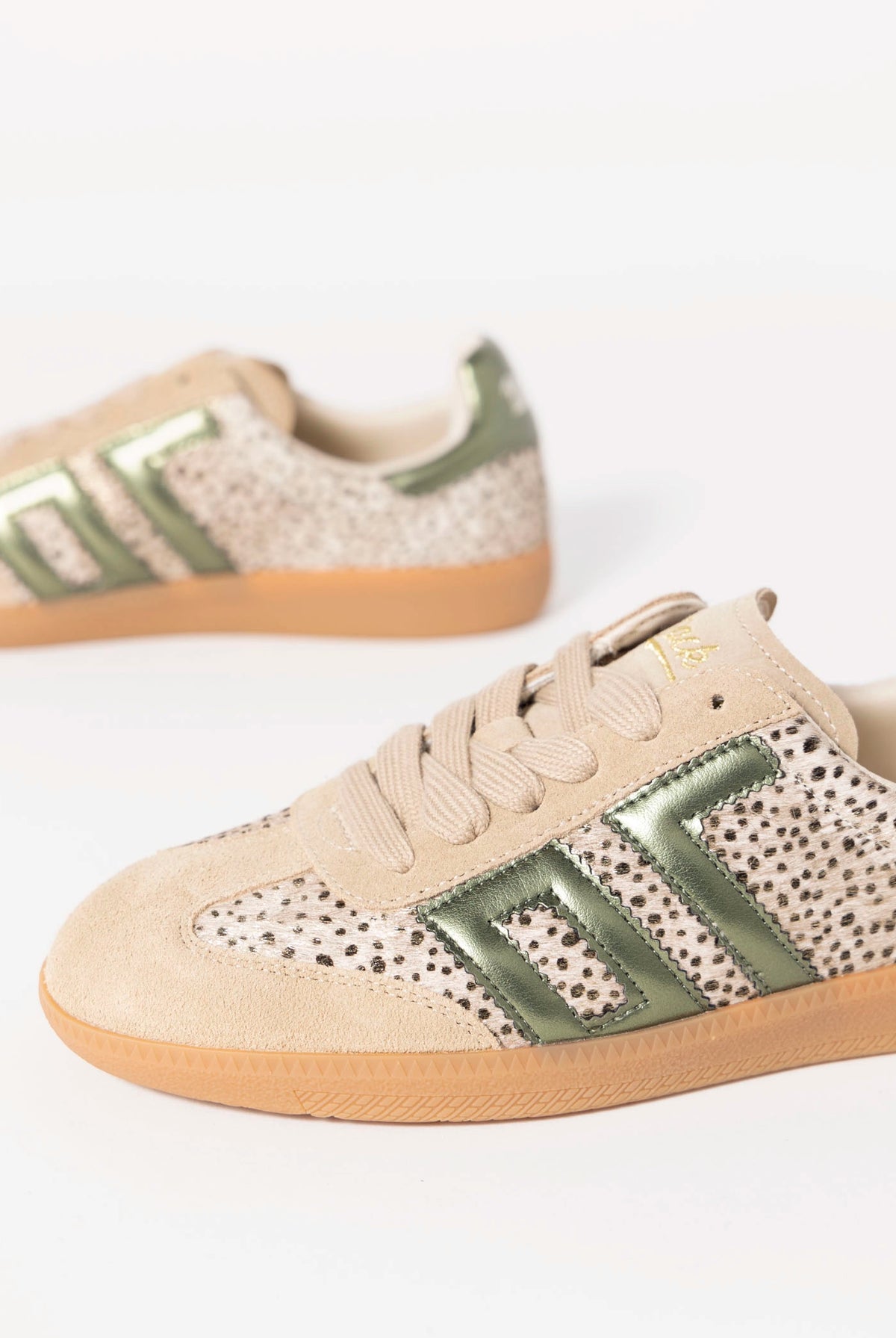 swatch_Pois/Gold back70 cloud w26 sneaker