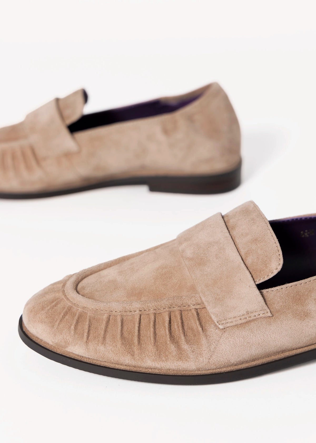 swatch_Military Suede vaneli ailsa suede ruched loafer