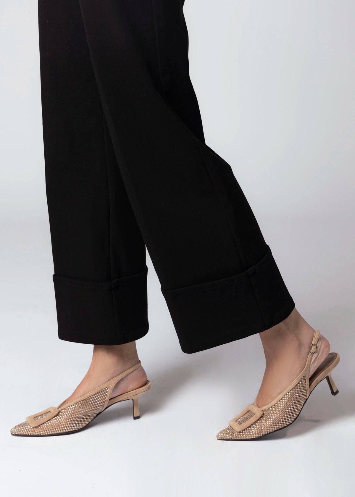 swatch_Nude bibi lou bonnie crystal slingback pump