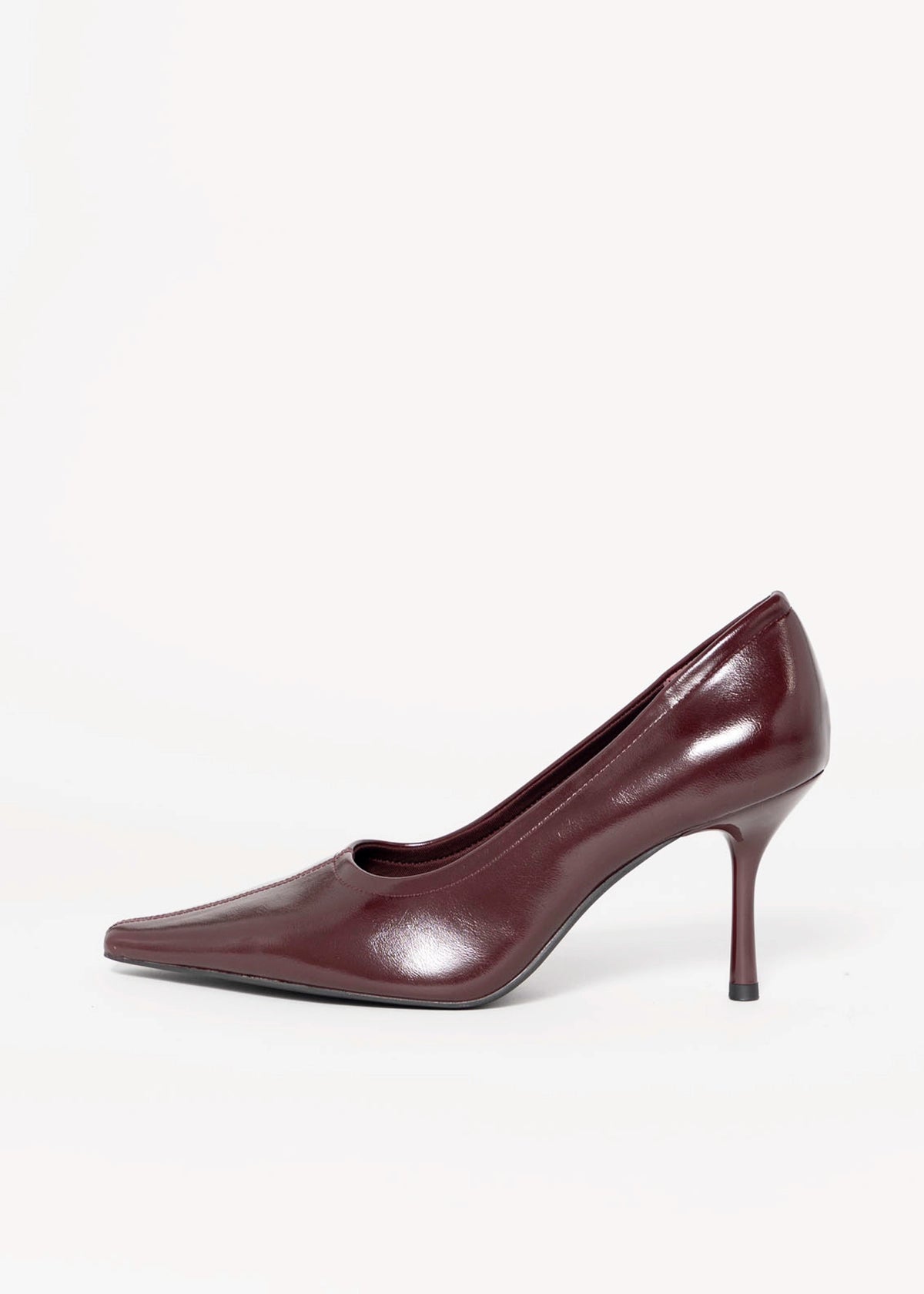 swatch_Burgundy steve madden hexx pointed toe pump