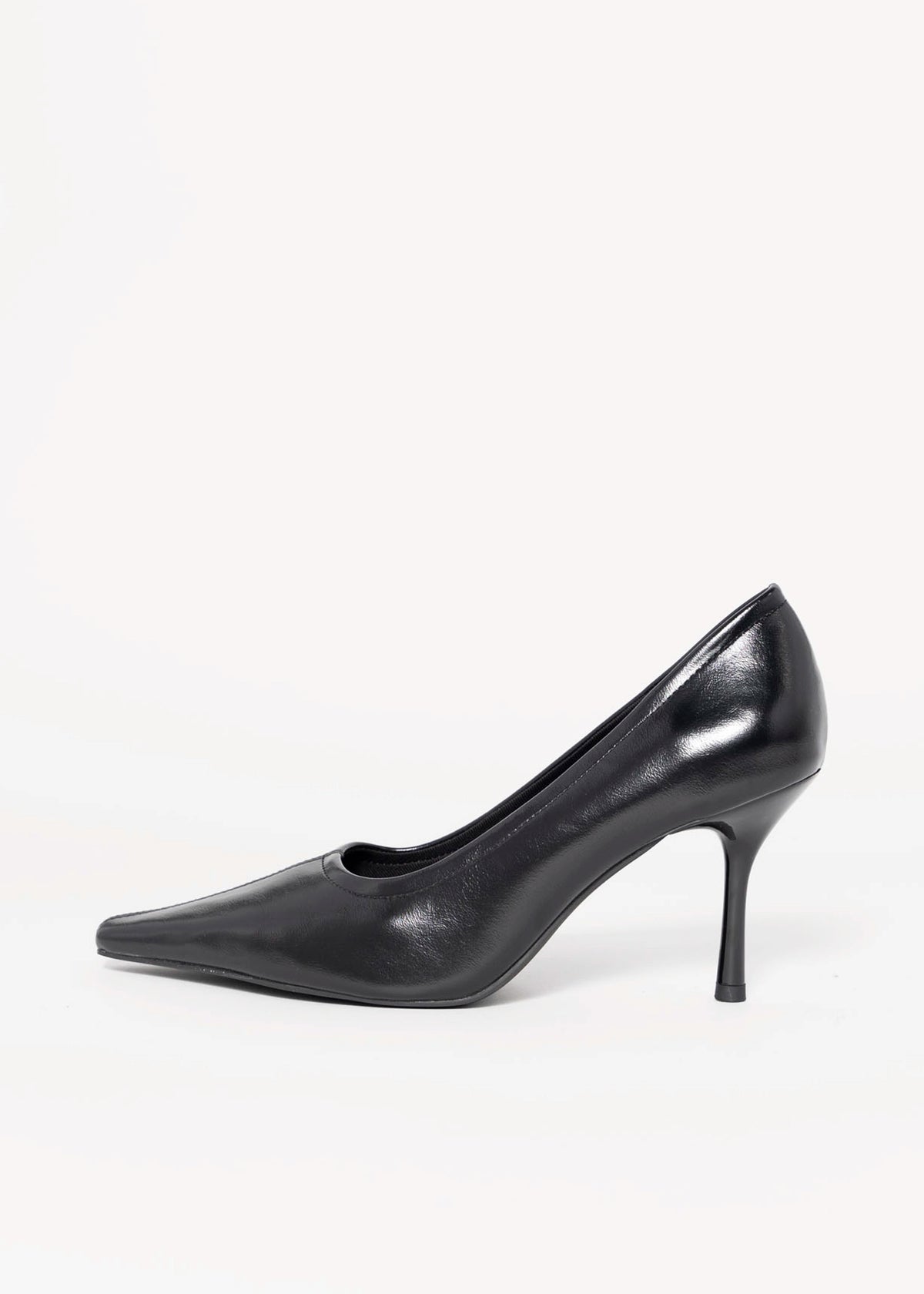 swatch_Black steve madden hexx pointed toe pump