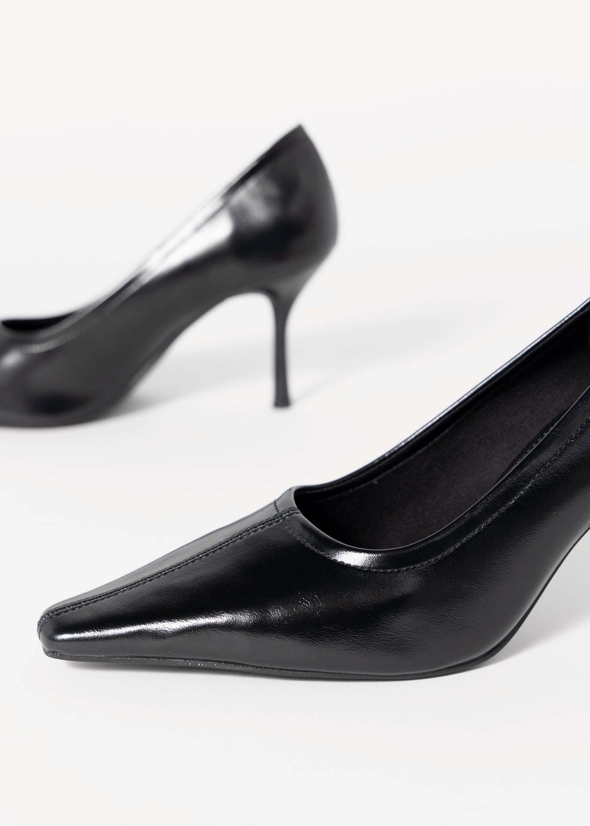 swatch_Black steve madden hexx pointed toe pump
