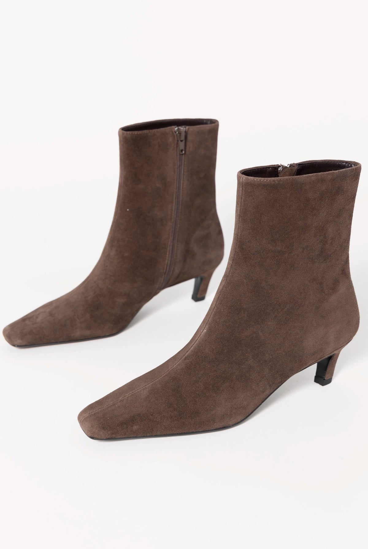 swatch_Espresso Suede tony bianco estelle heeled boot