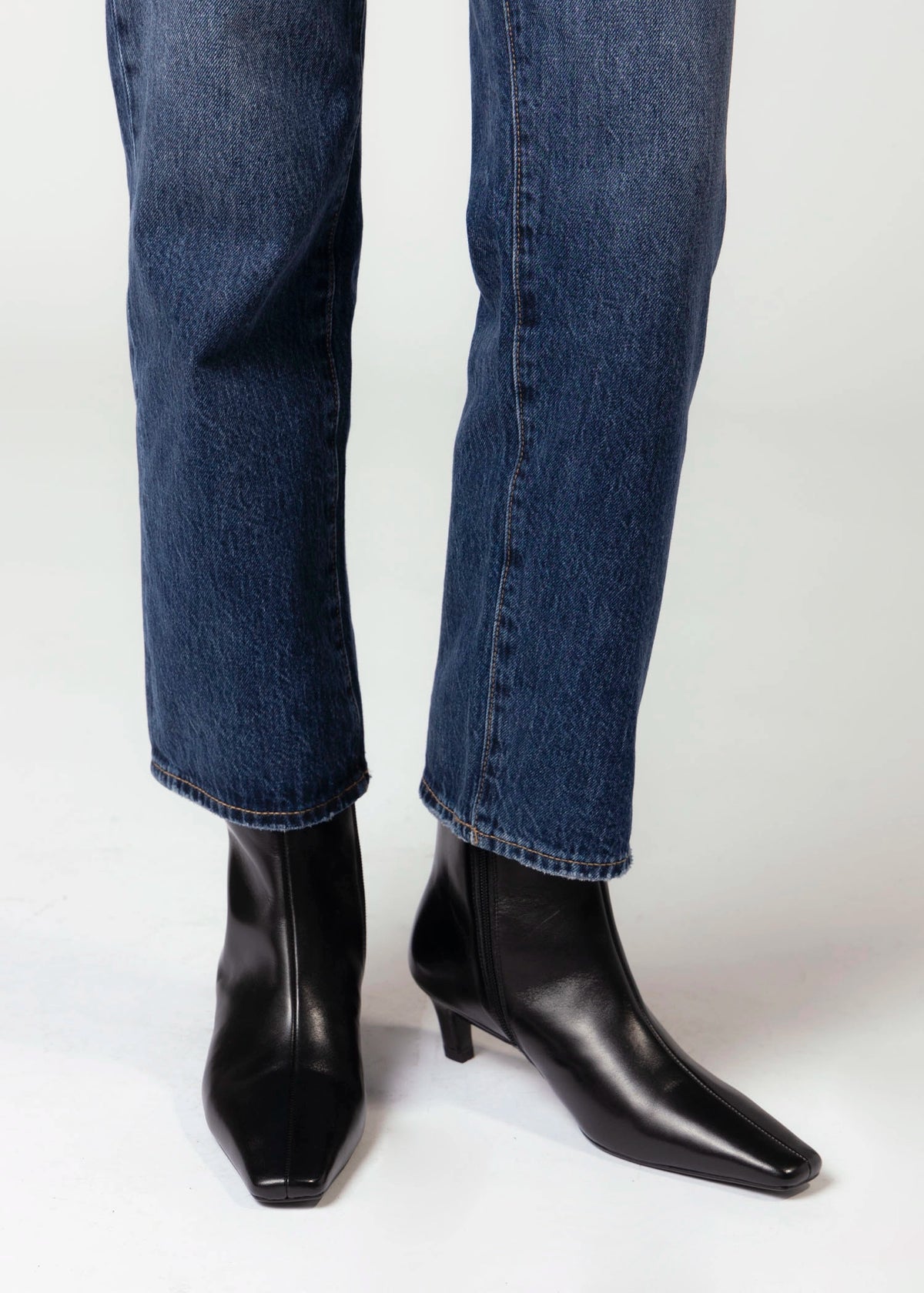 swatch_Black Leather tony bianco estelle heeled boot